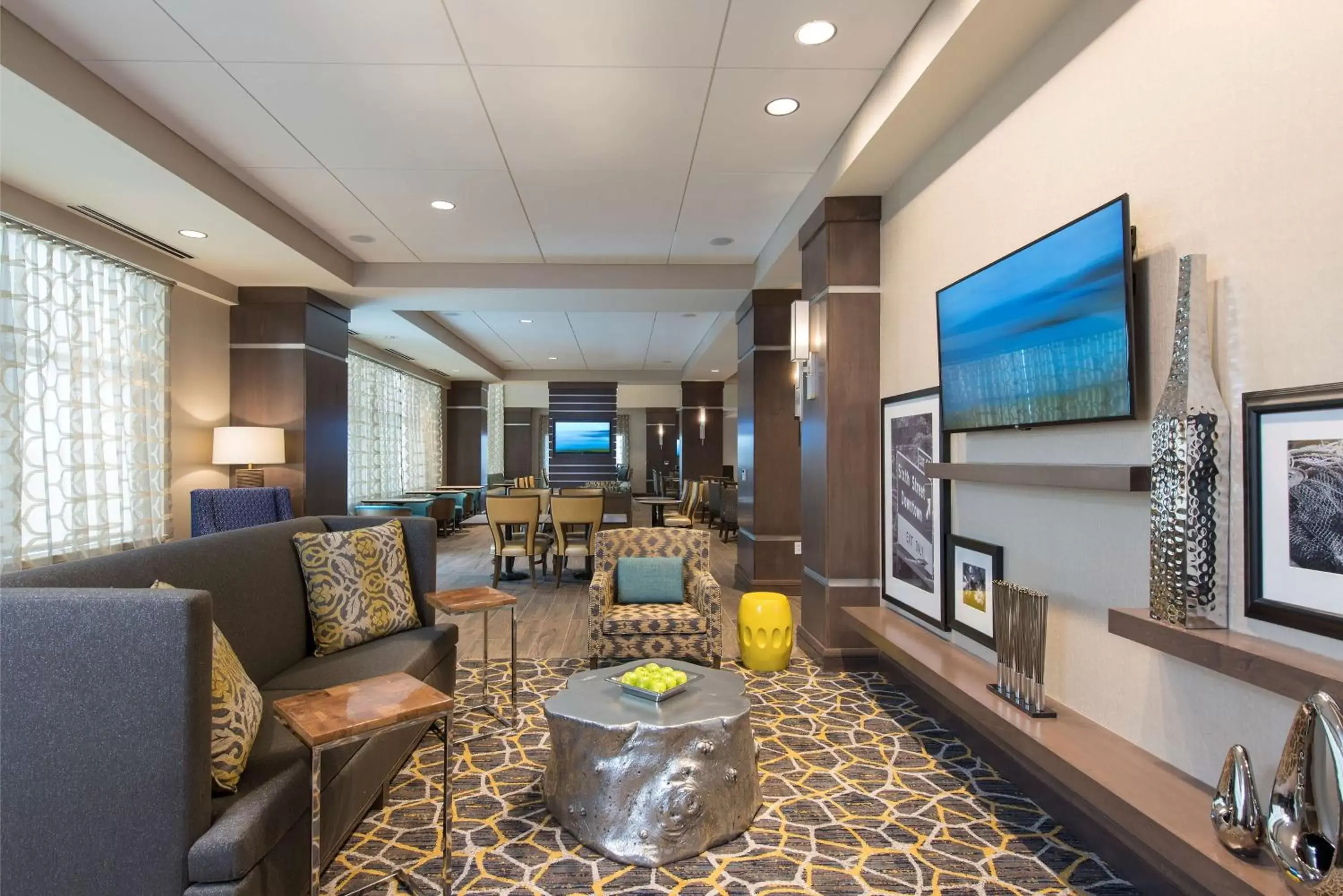 Lobby or reception in Hampton Inn & Suites Grand Rapids Downtown