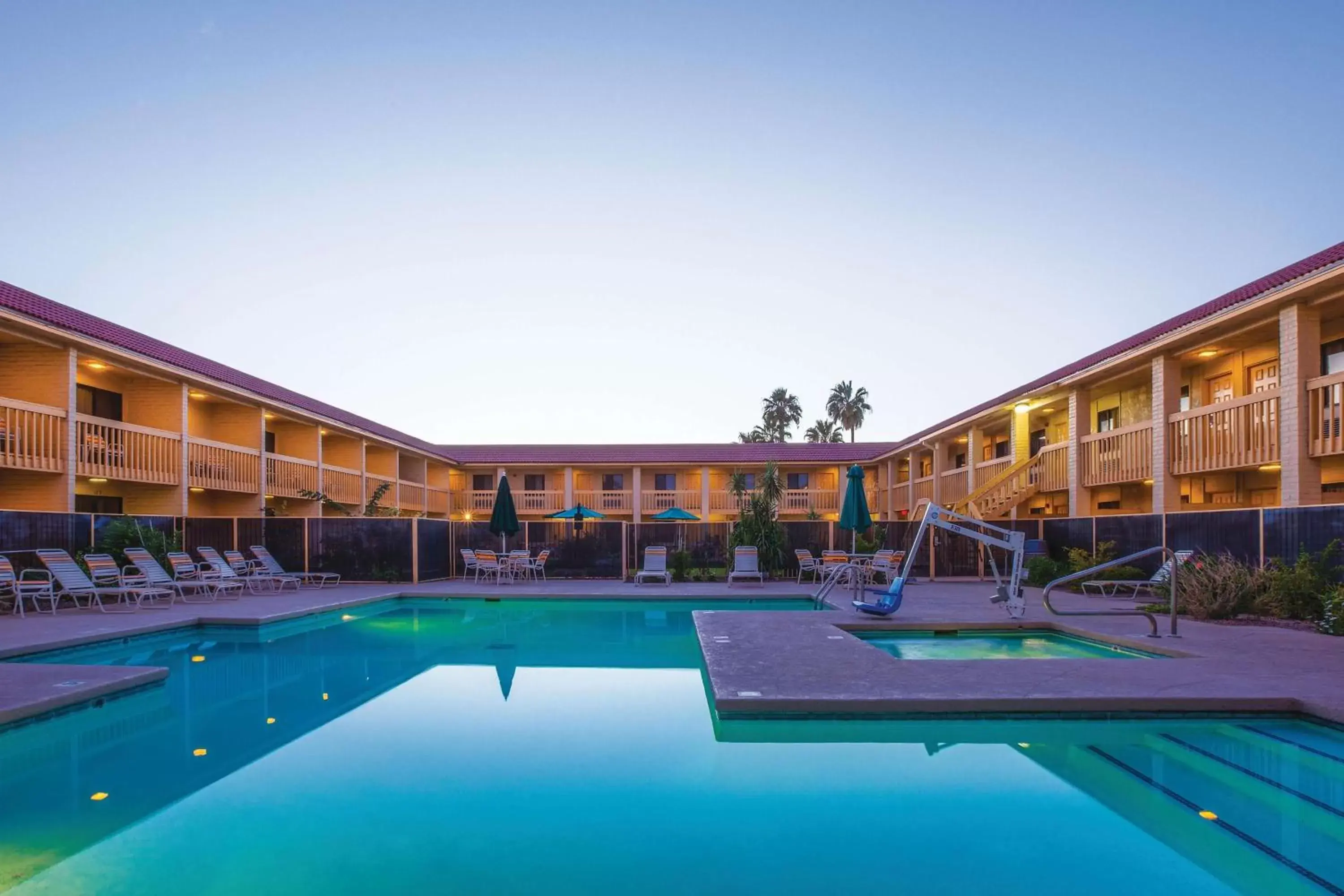 Activities, Swimming Pool in La Quinta Inn by Wyndham Tucson East