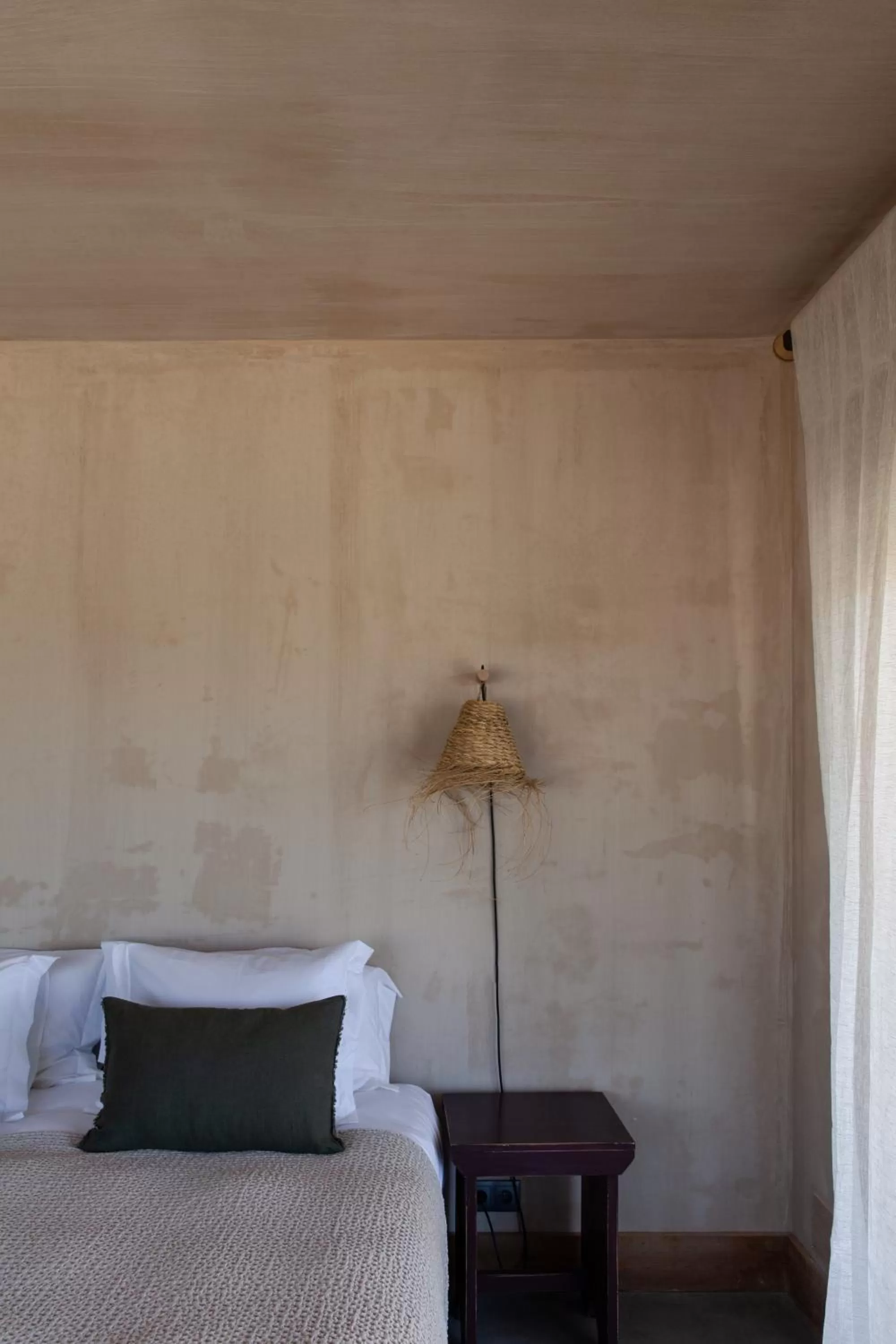 Bed in Azenhas do Mar Valley House