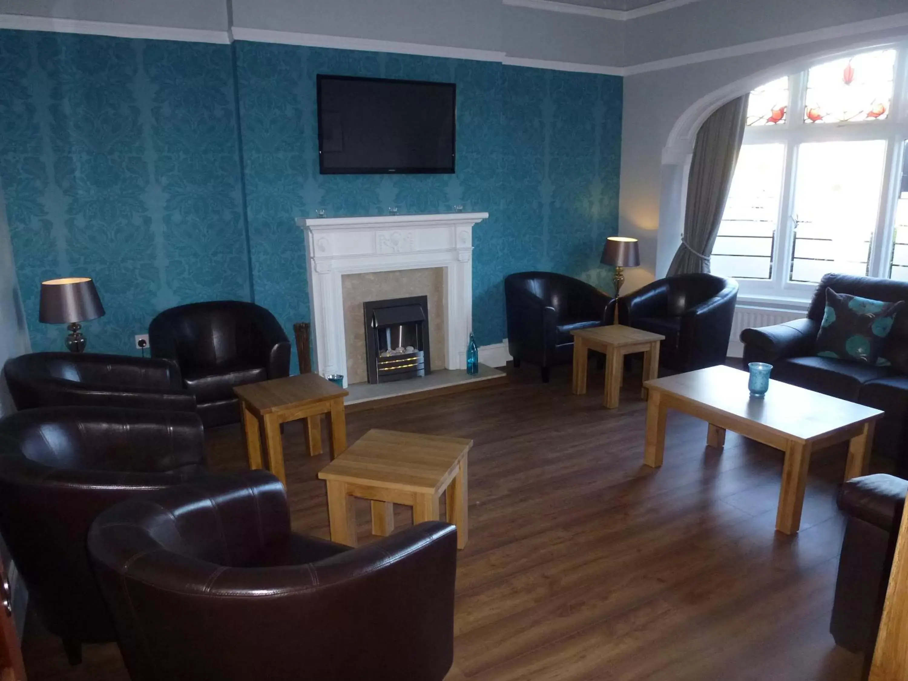 Lounge or bar, Seating Area in Orrell Park Hotel