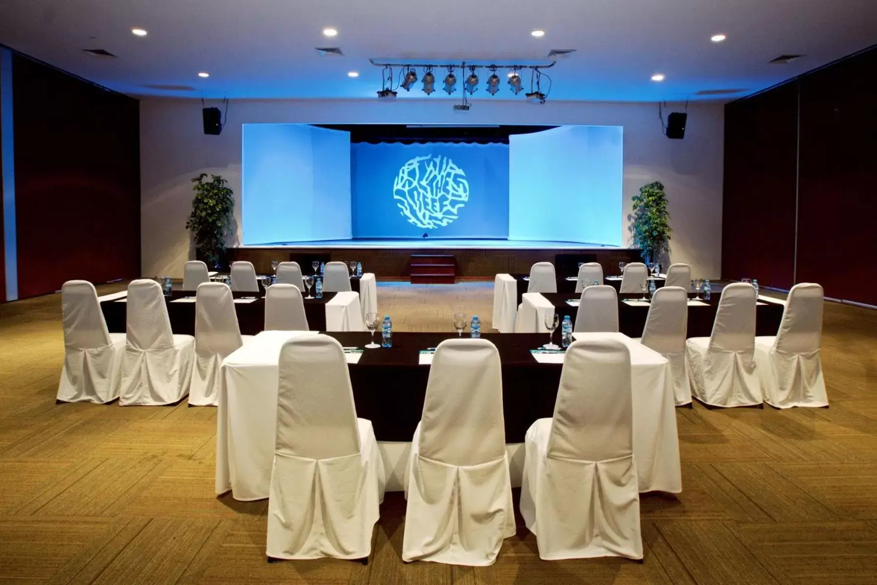 Business facilities in The Reef Coco Beach & Spa- Optional All Inclusive