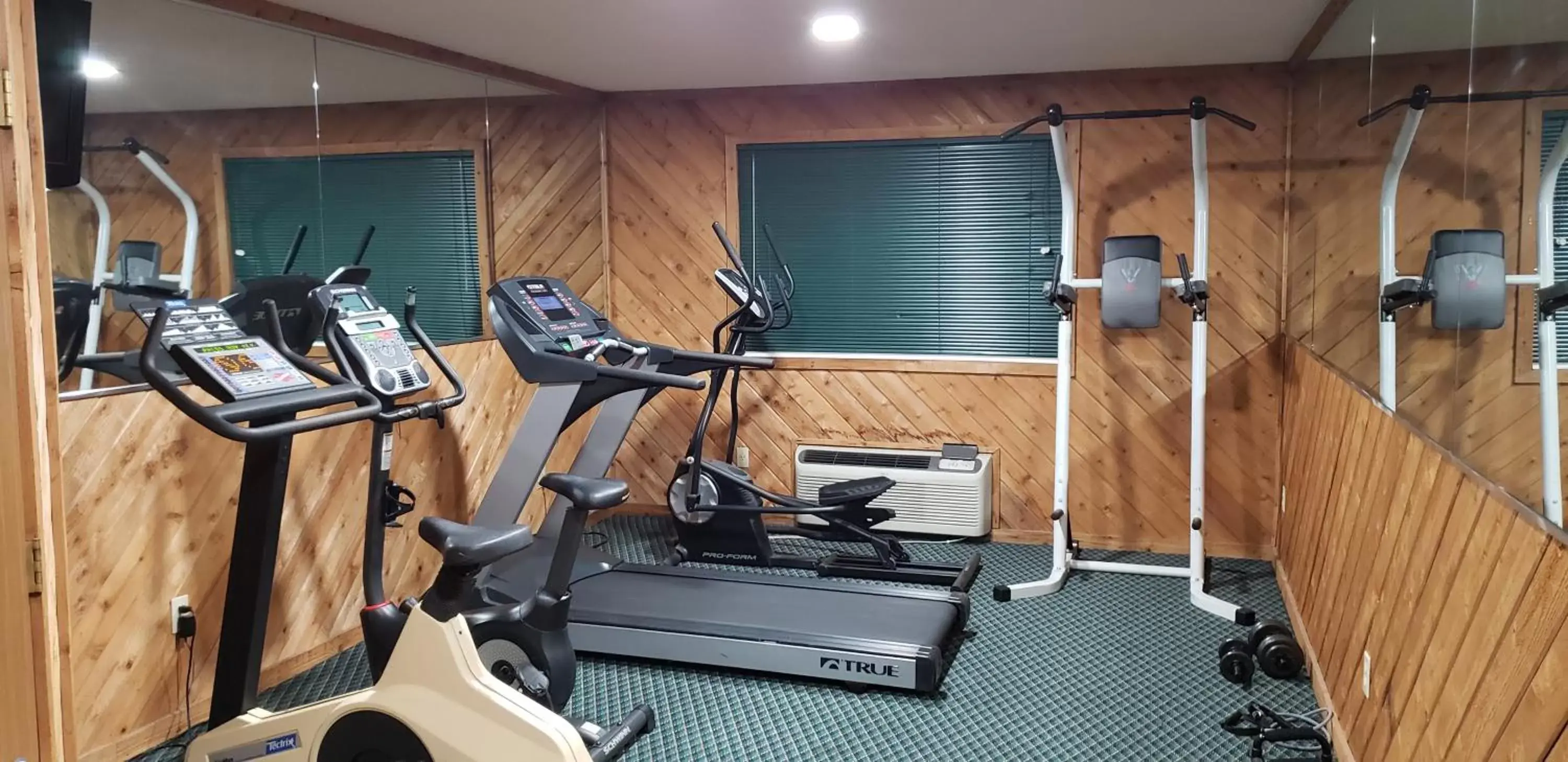Fitness Center/Facilities in Motel 6-Kewanee, IL