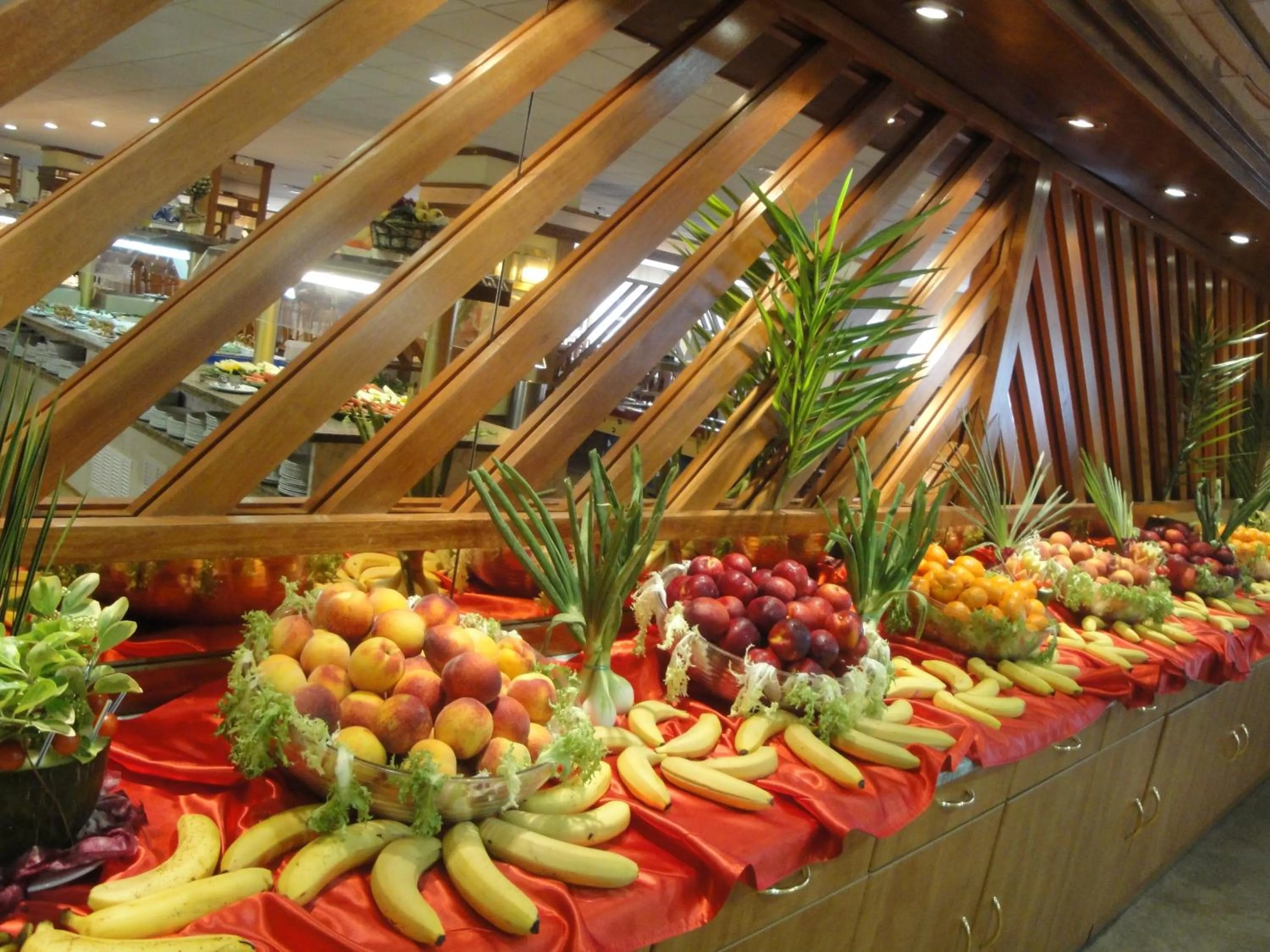 Food and drinks in Hotel Esplendid