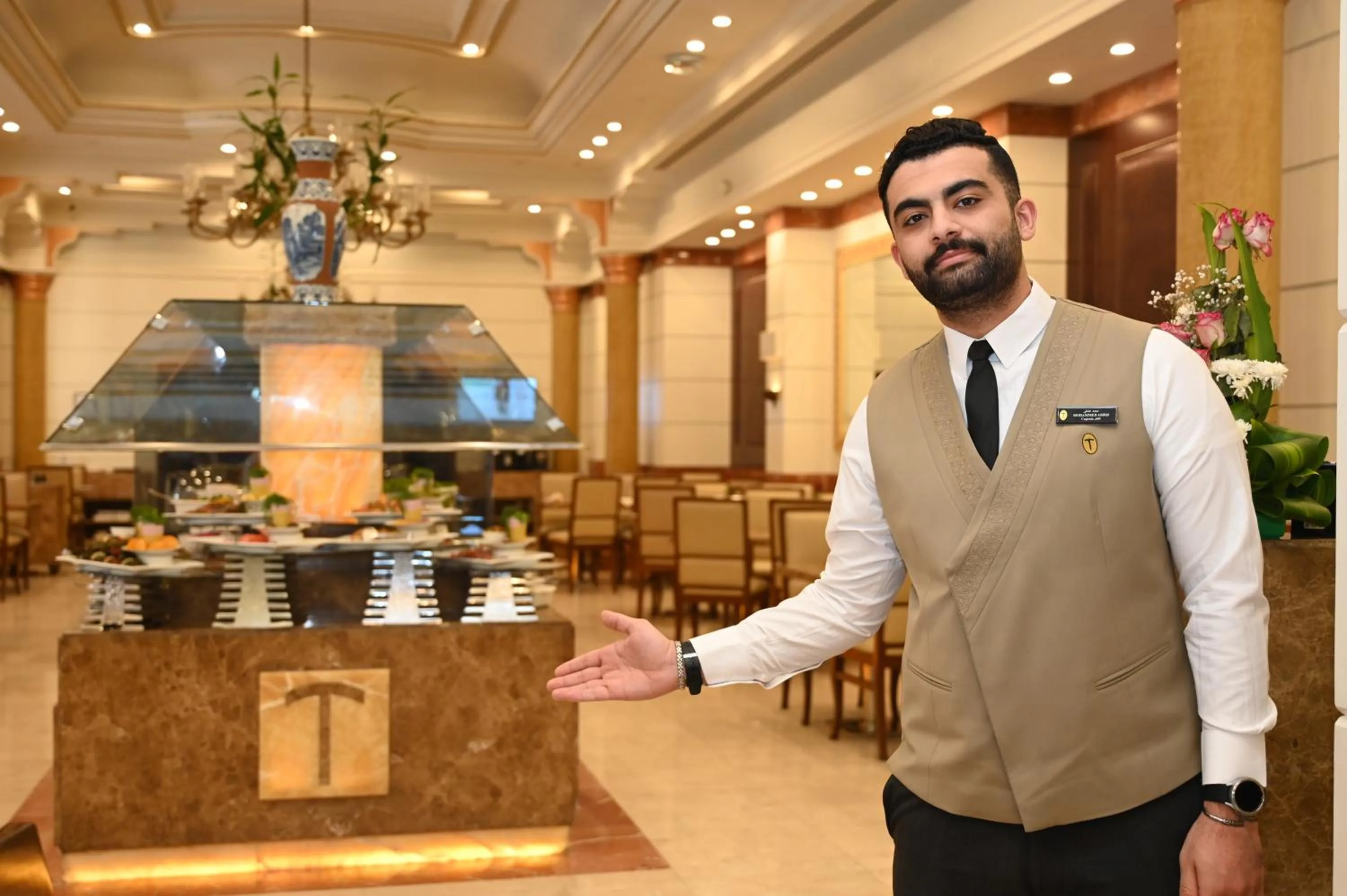 Restaurant/places to eat in Dar Al Taqwa Hotel