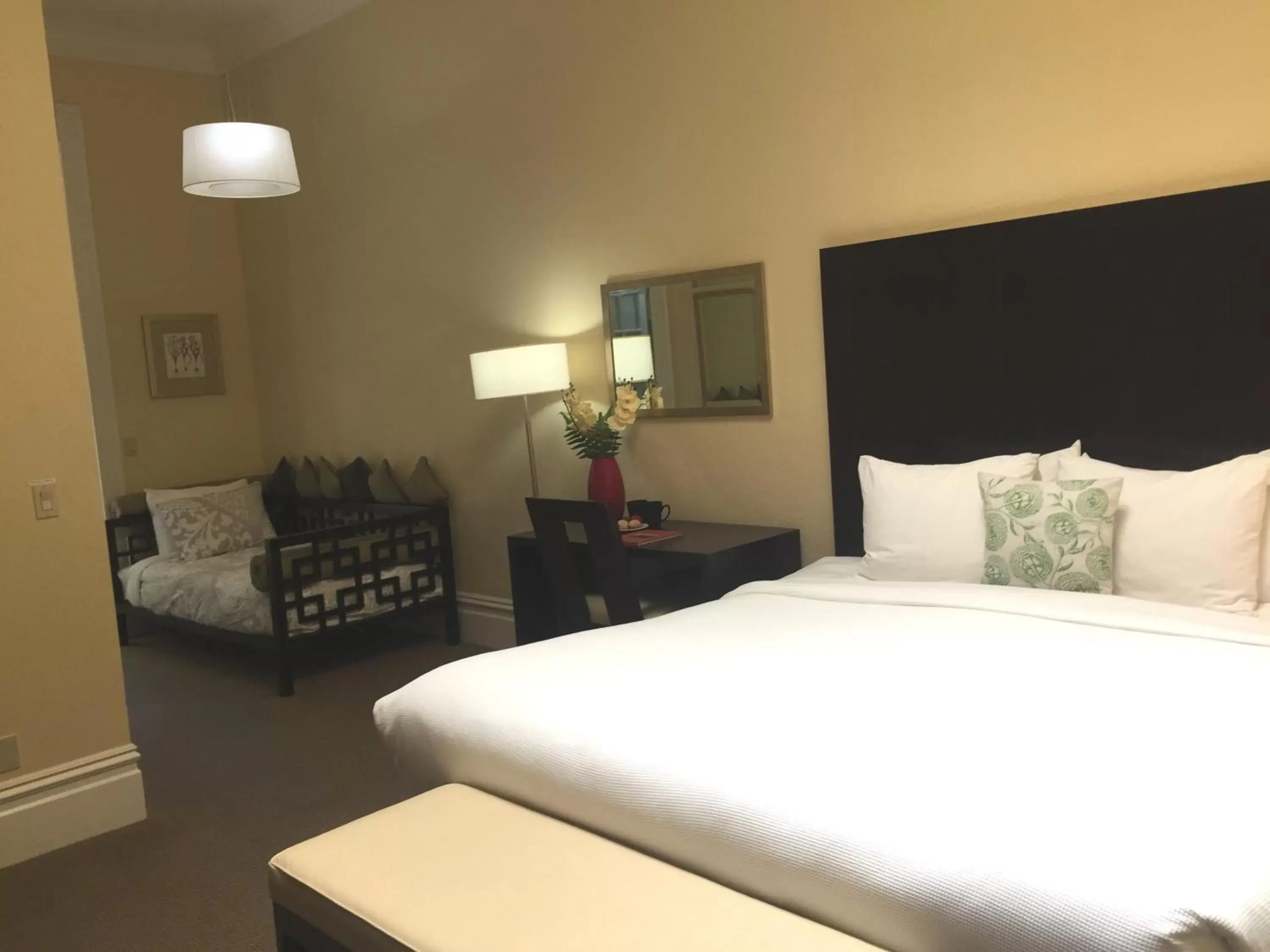 Bedroom, Bed in Healdsburg Inn on the Plaza, A Four Sisters Inn Bedroom, Bed in Healdsburg Inn on the Plaza, A Four Sisters Inn