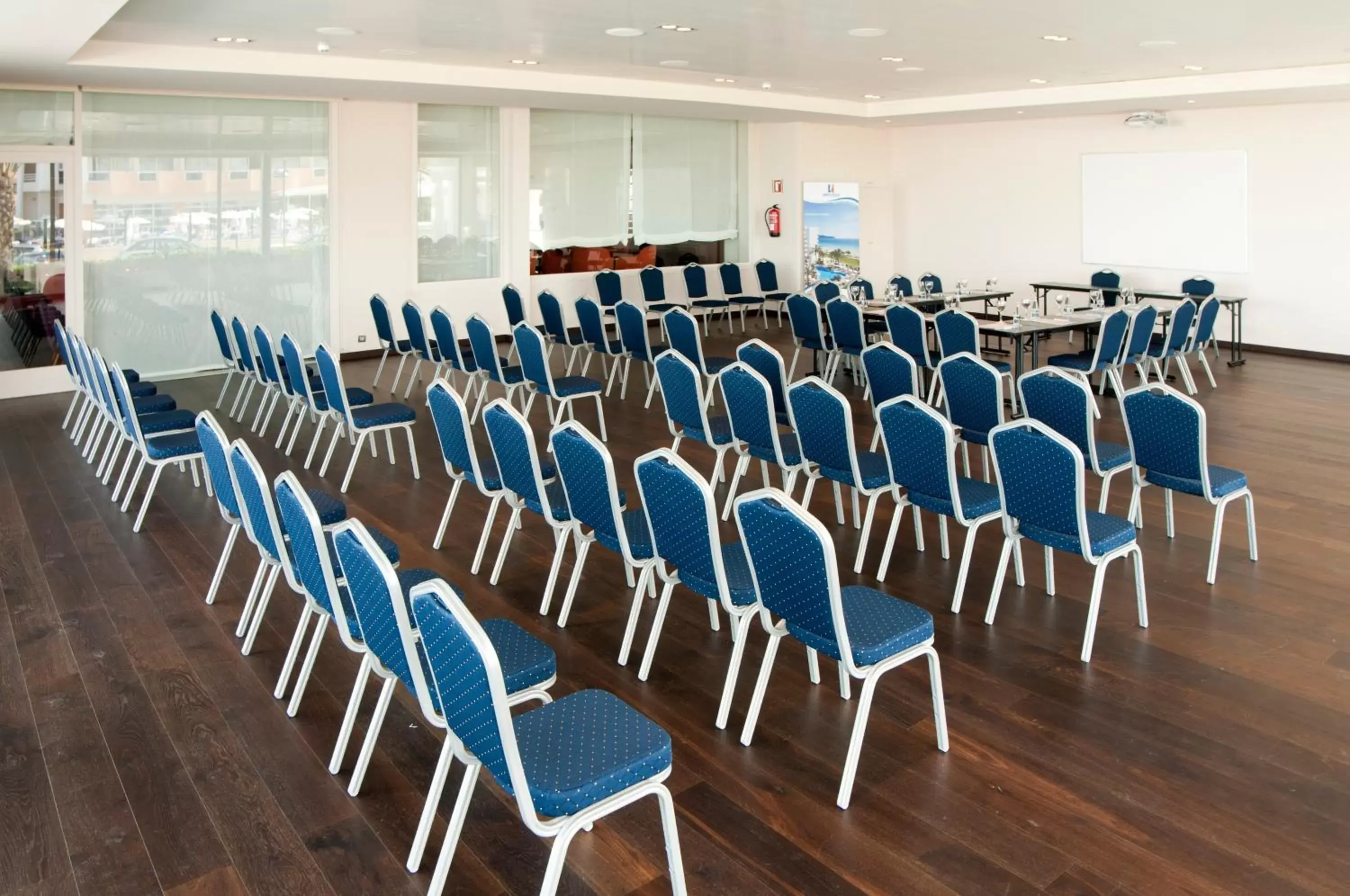 Meeting/conference room in Hipotels Hipocampo Playa