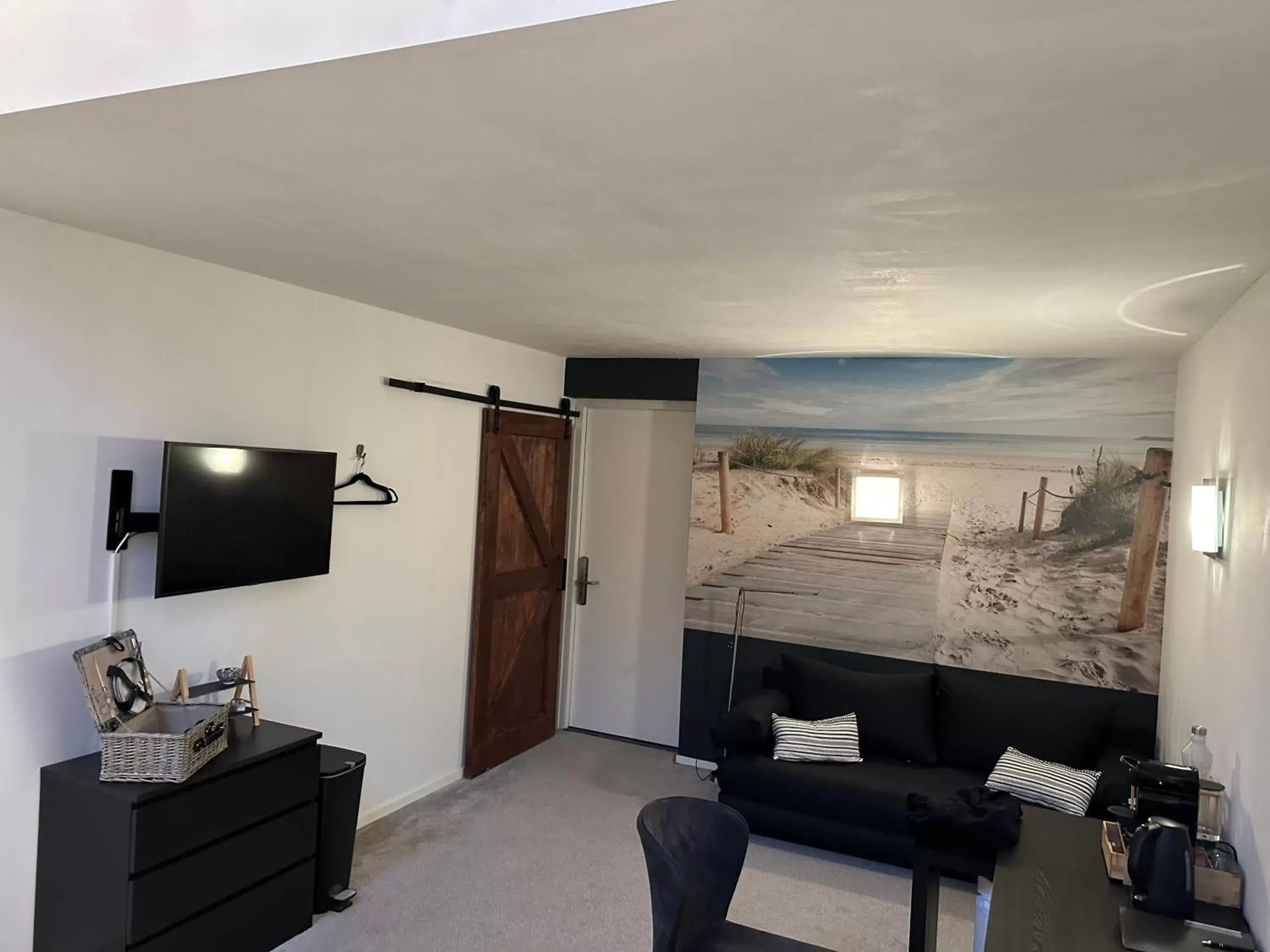 Living room, TV/Entertainment Center in Harlingen Staete Wellness B&B Oase van rust en luxe