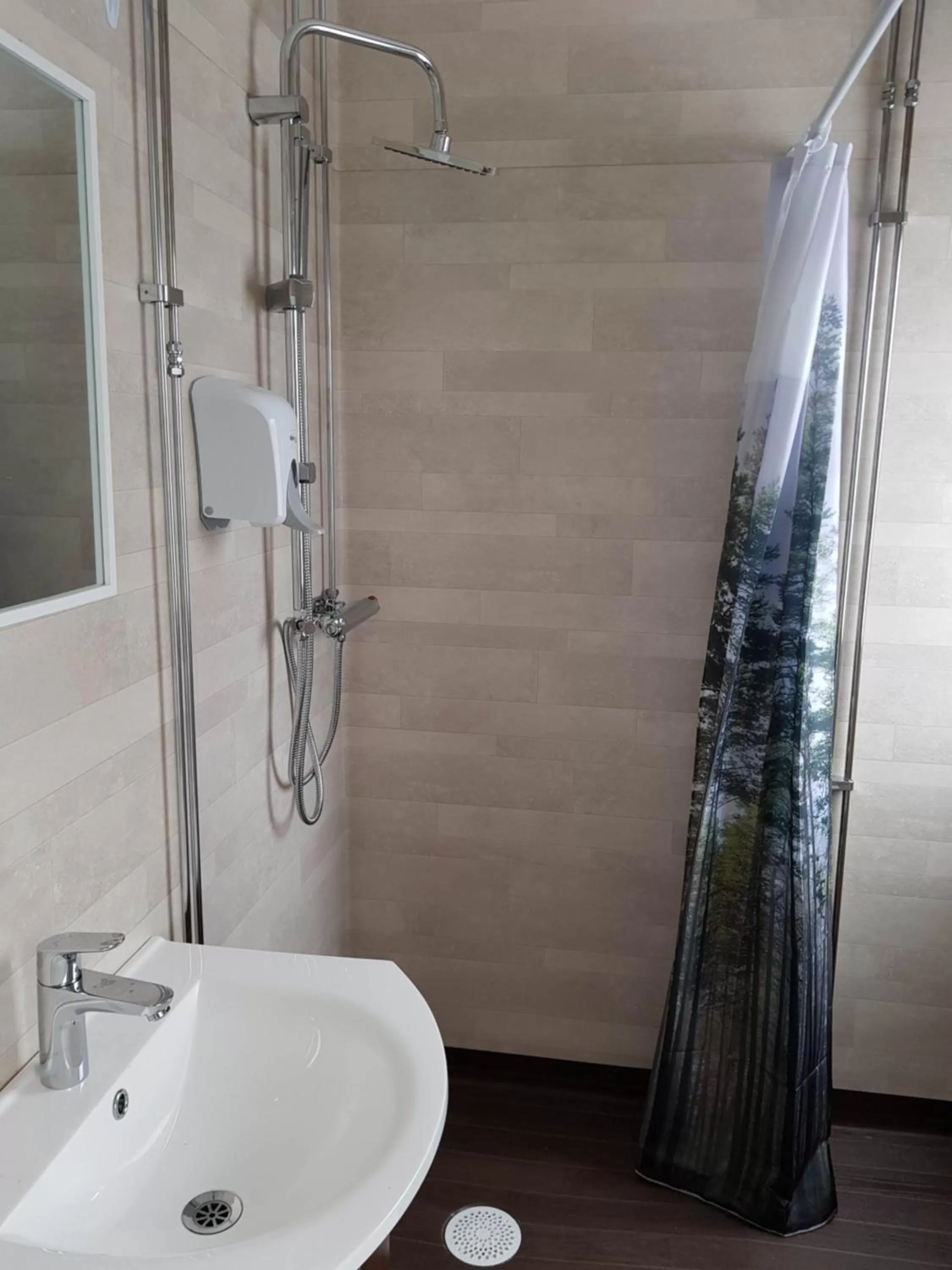 Shower in Brukshotellet Skinnsberg