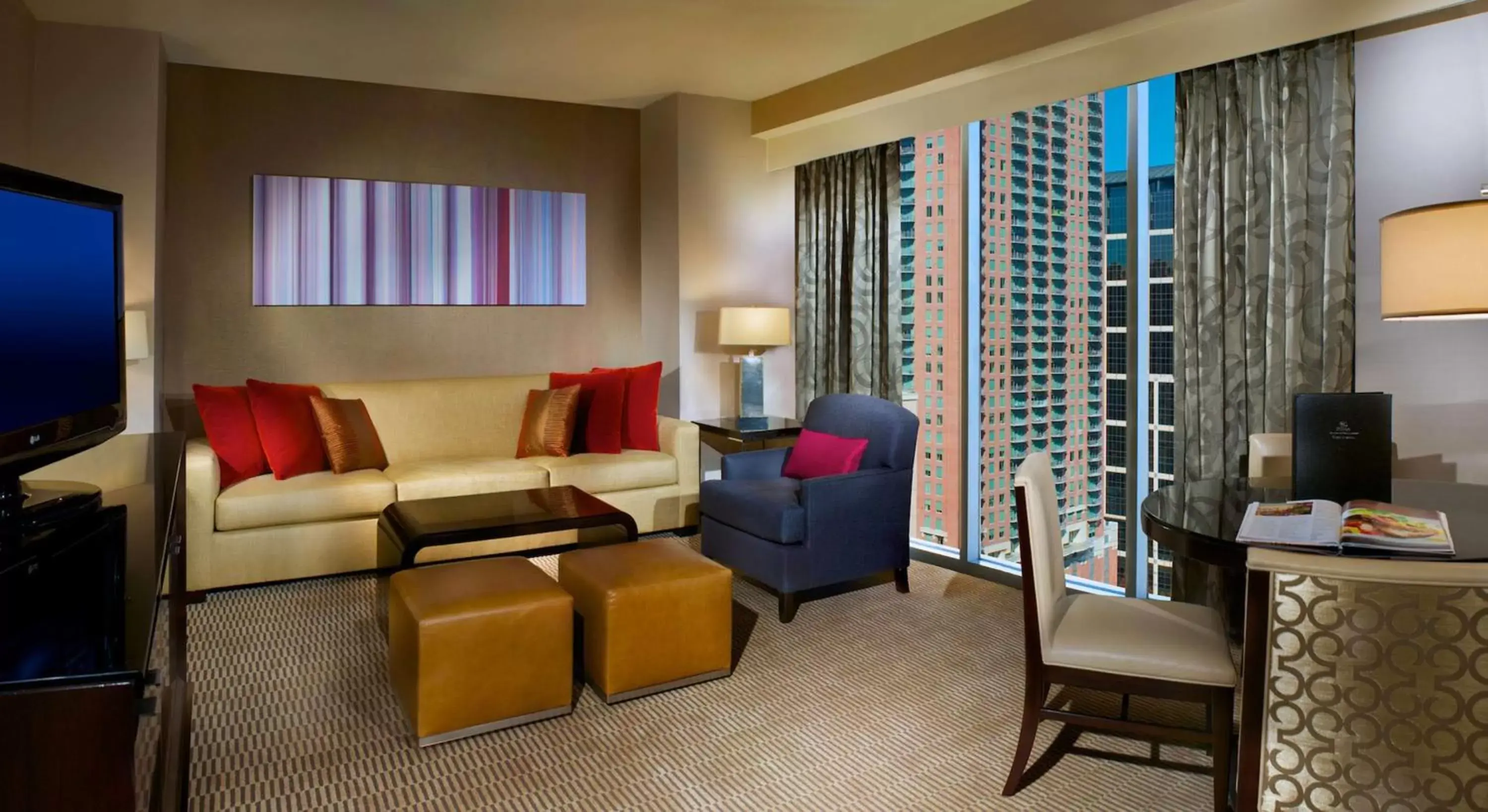 Bedroom, Seating Area in Hilton Americas- Houston