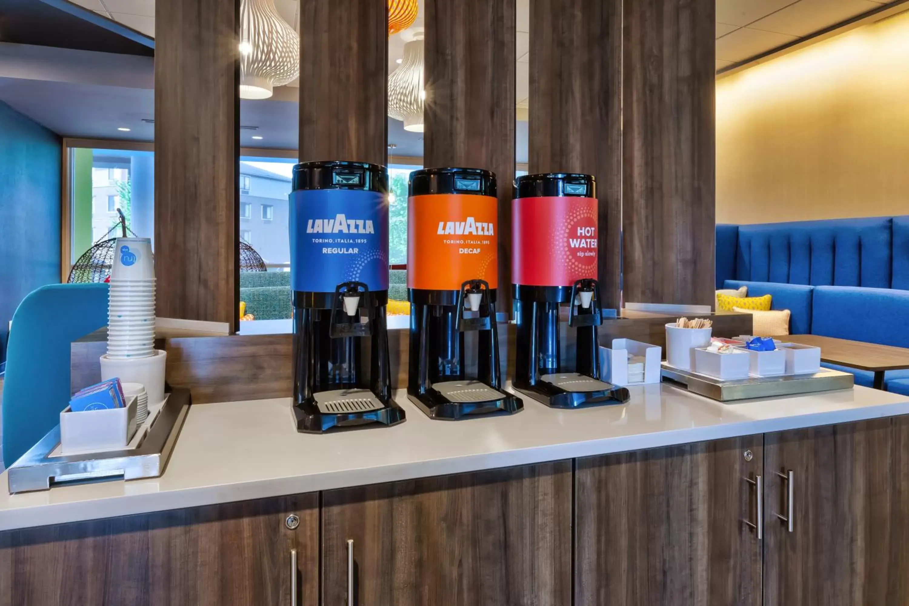 Coffee/tea facilities in Tru By Hilton Comstock Park Grand Rapids, MI