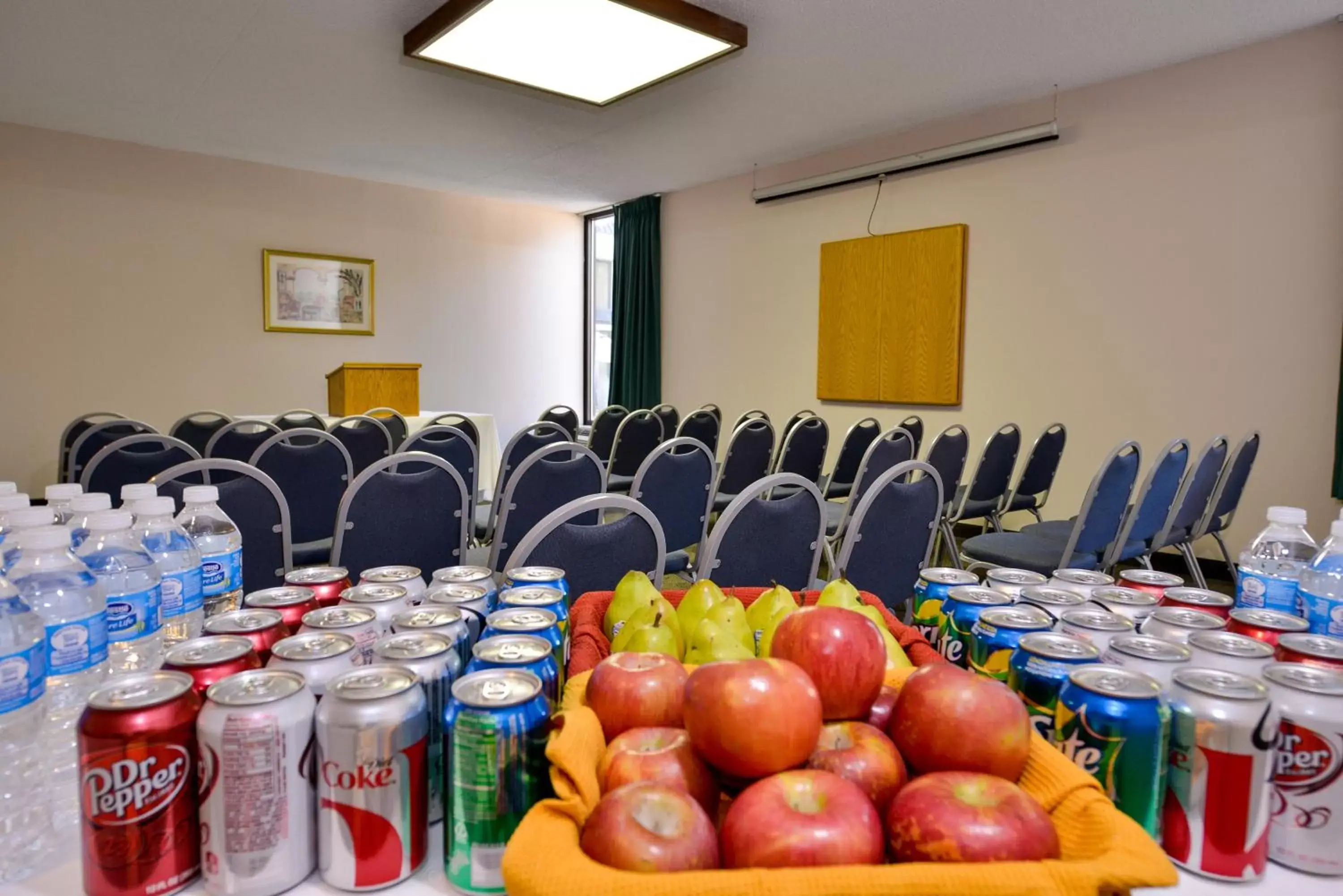 Business facilities in Greenstay Hotel & Suites Central