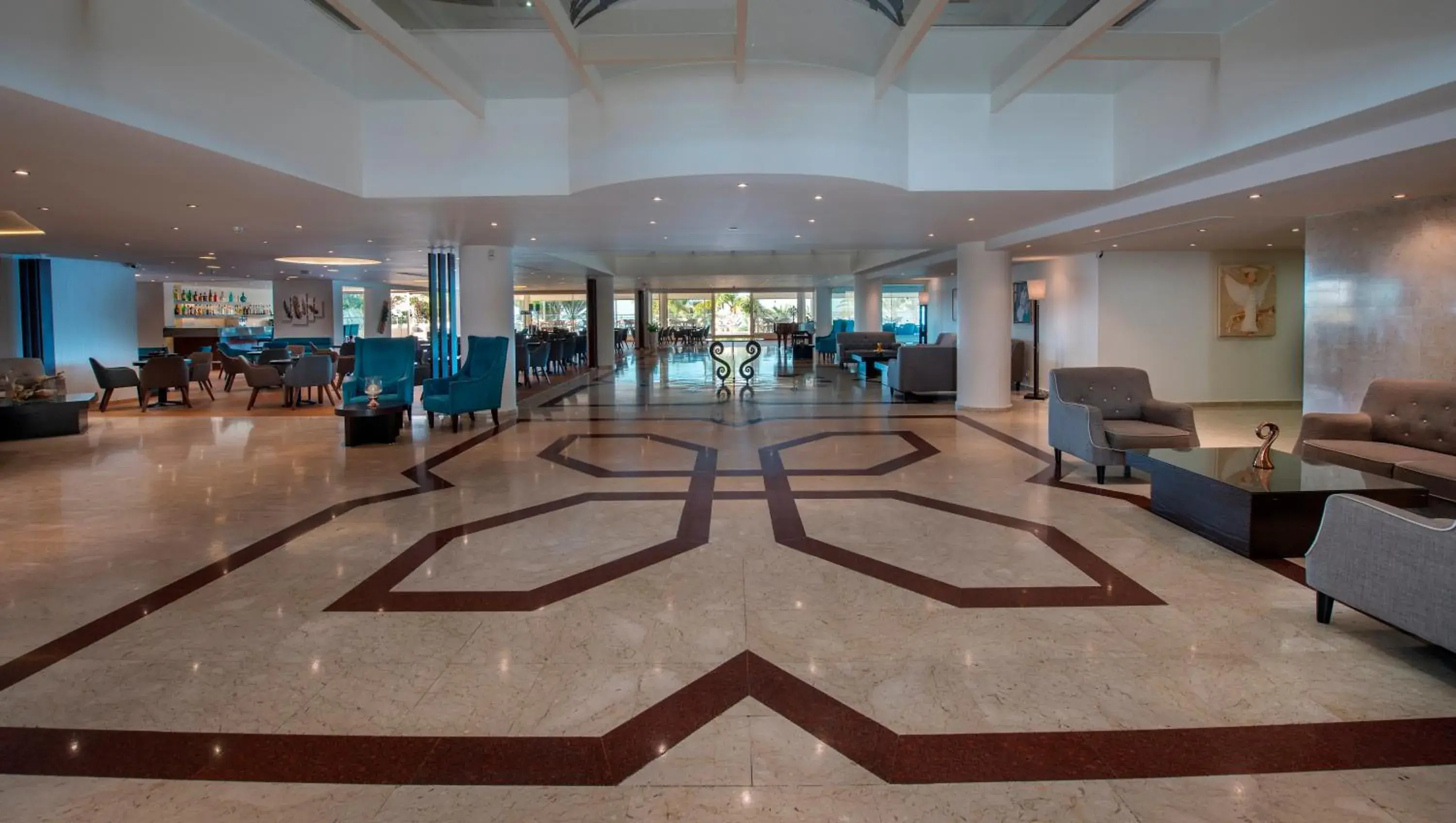 Lobby or reception in Queens Bay Hotel