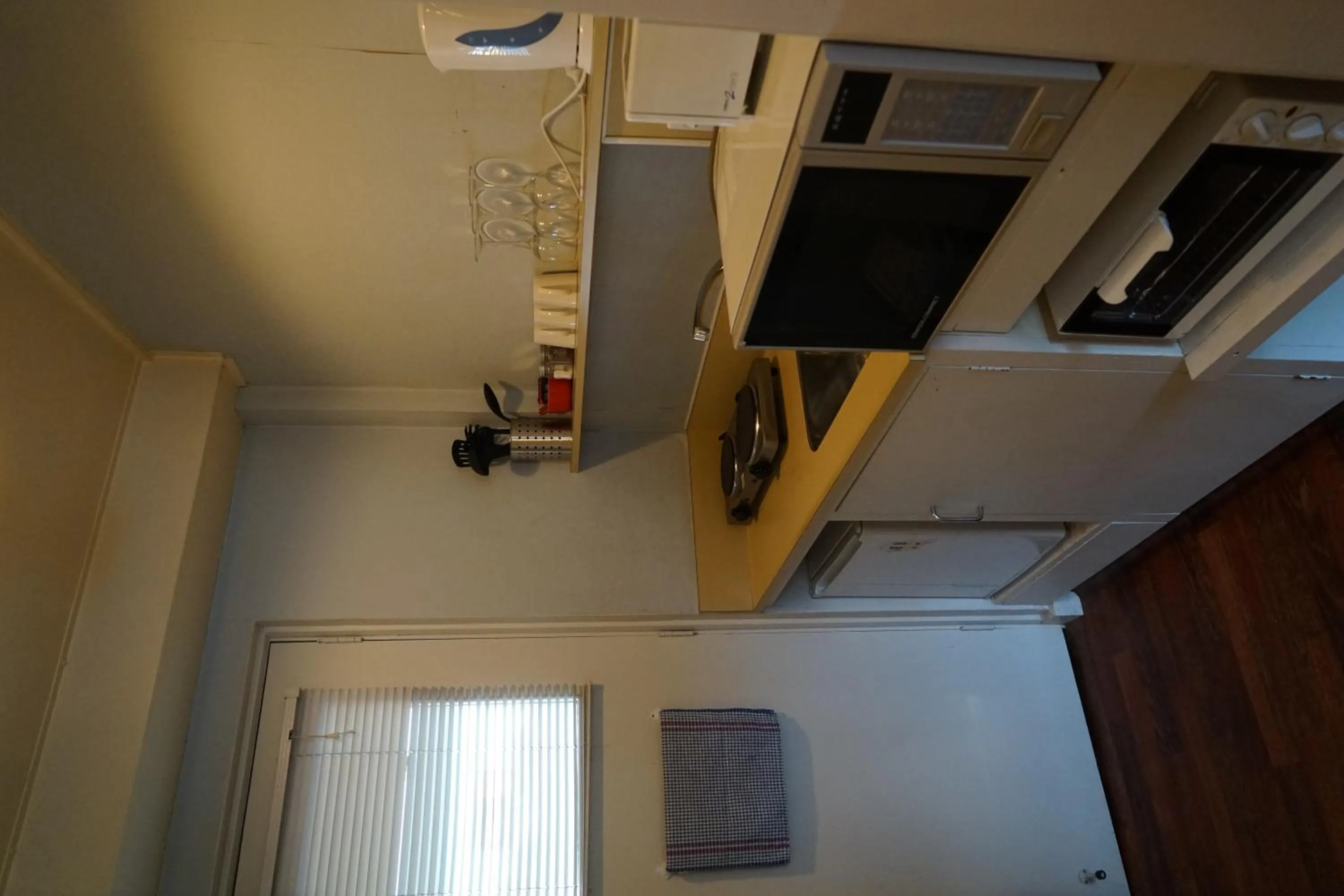 Kitchen or kitchenette in Tui Lodge Motel