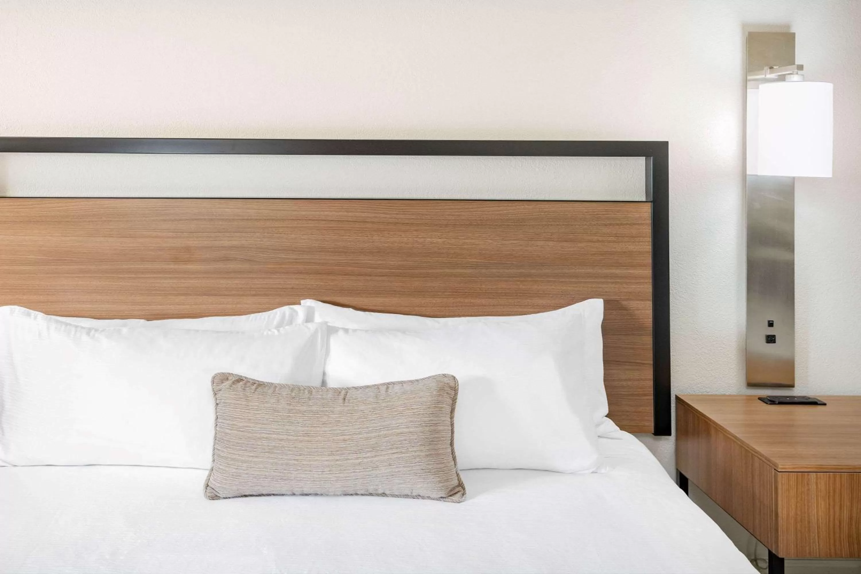 Photo of the whole room in Wyndham Garden San Diego