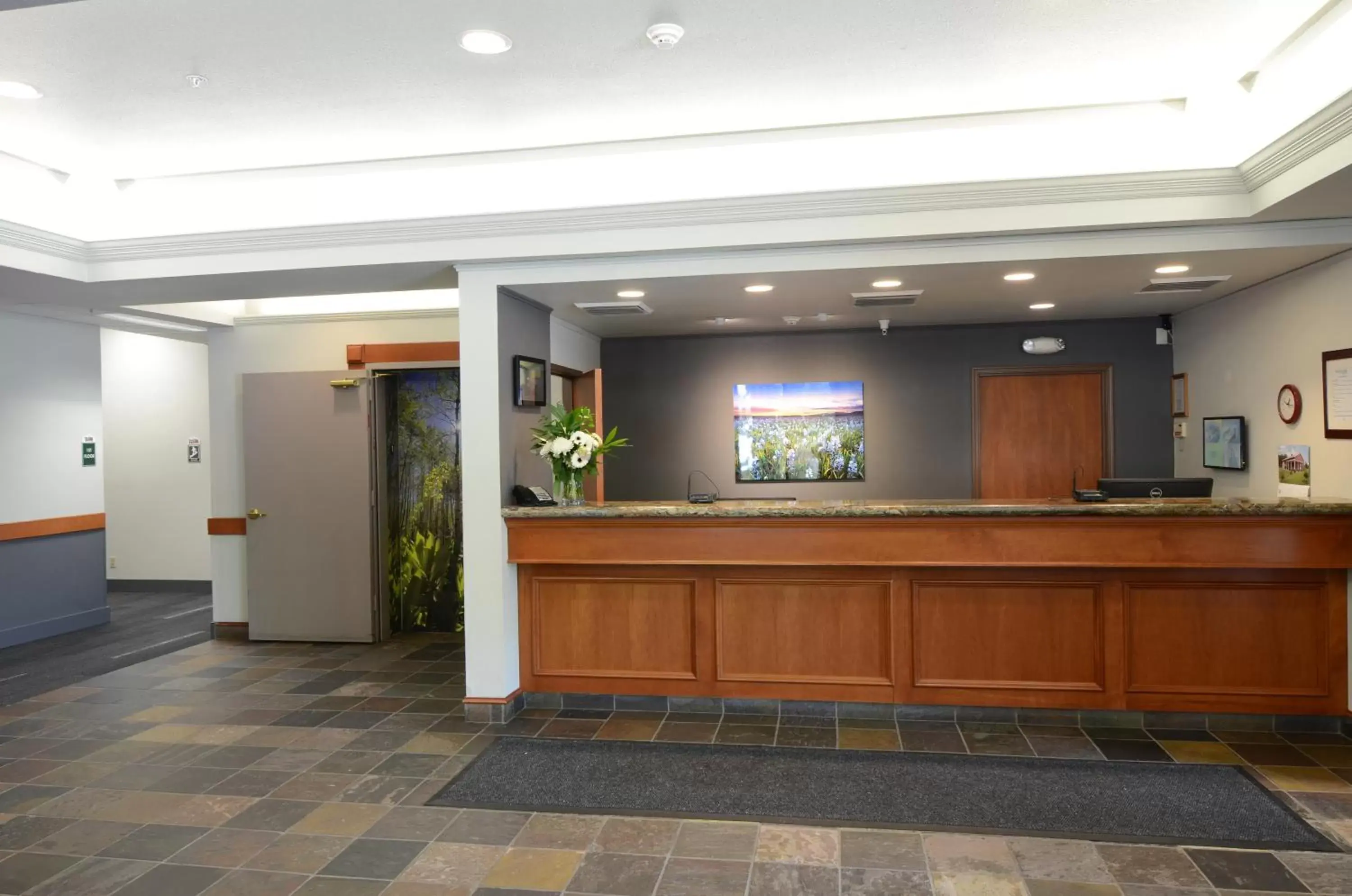 Lobby or reception, Lobby/Reception in Wood River Inn & Suite