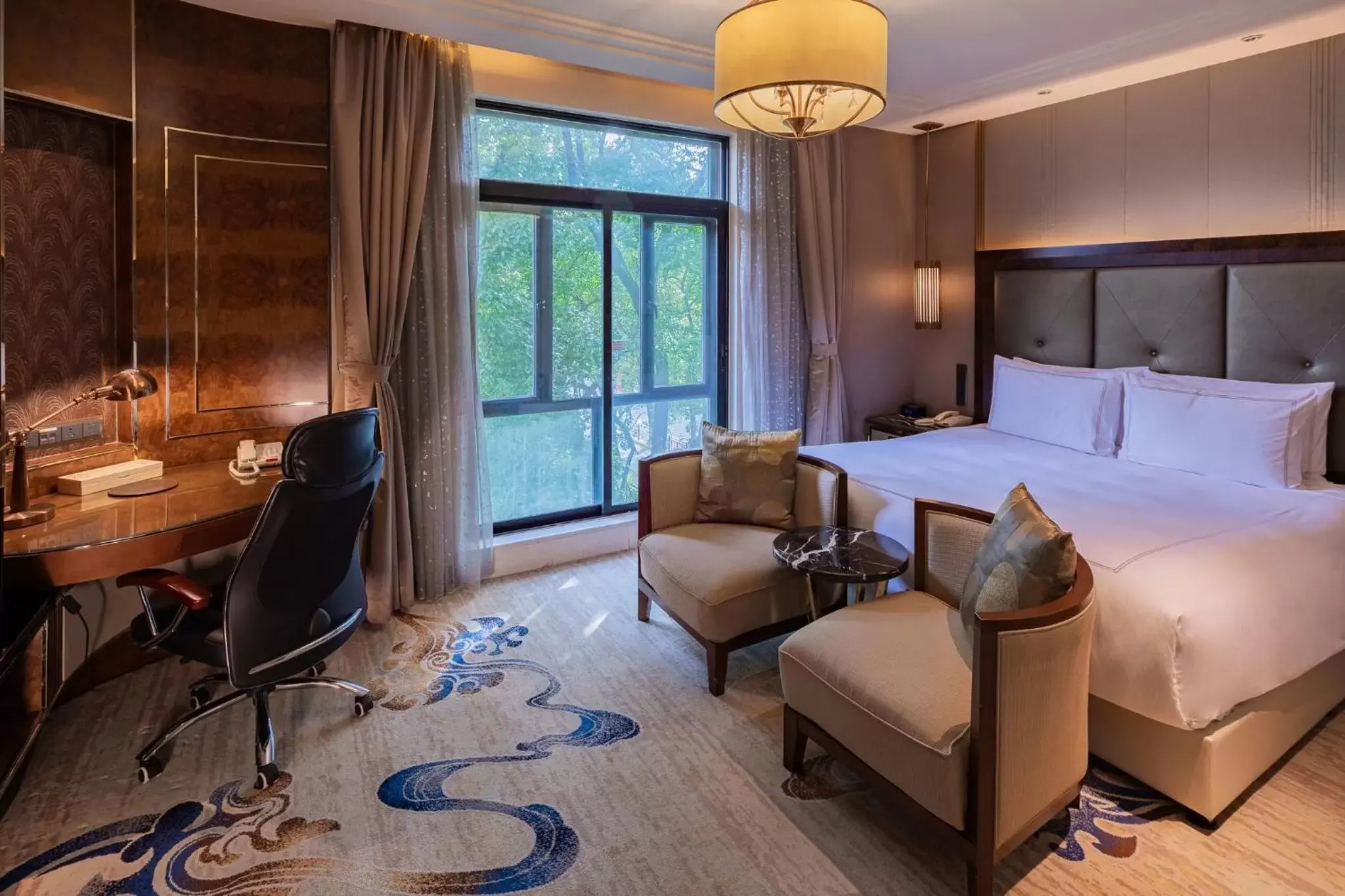 Photo of the whole room in InterContinental Shanghai Ruijin, an IHG Hotel