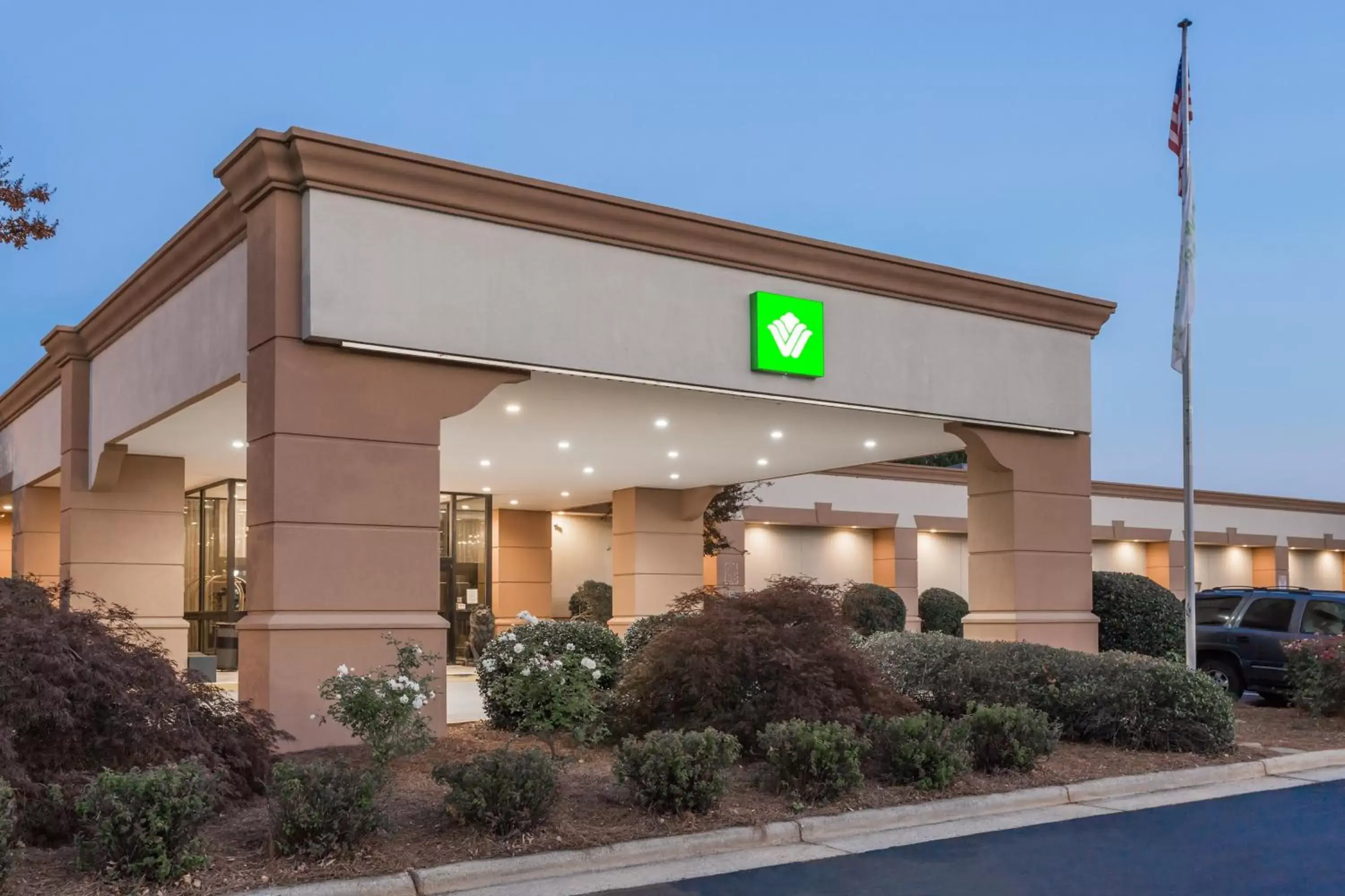 Facade/entrance, Property Building in Wyndham Garden Greensboro