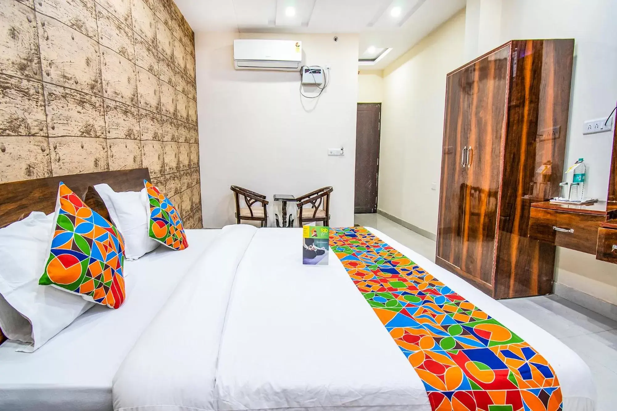 Bed in Via Elysian Grand - 3 kms from Chaudhary Charan Singh International Airport Lucknow Bed in Via Elysian Grand - 3 kms from Chaudhary Charan Singh International Airport Lucknow