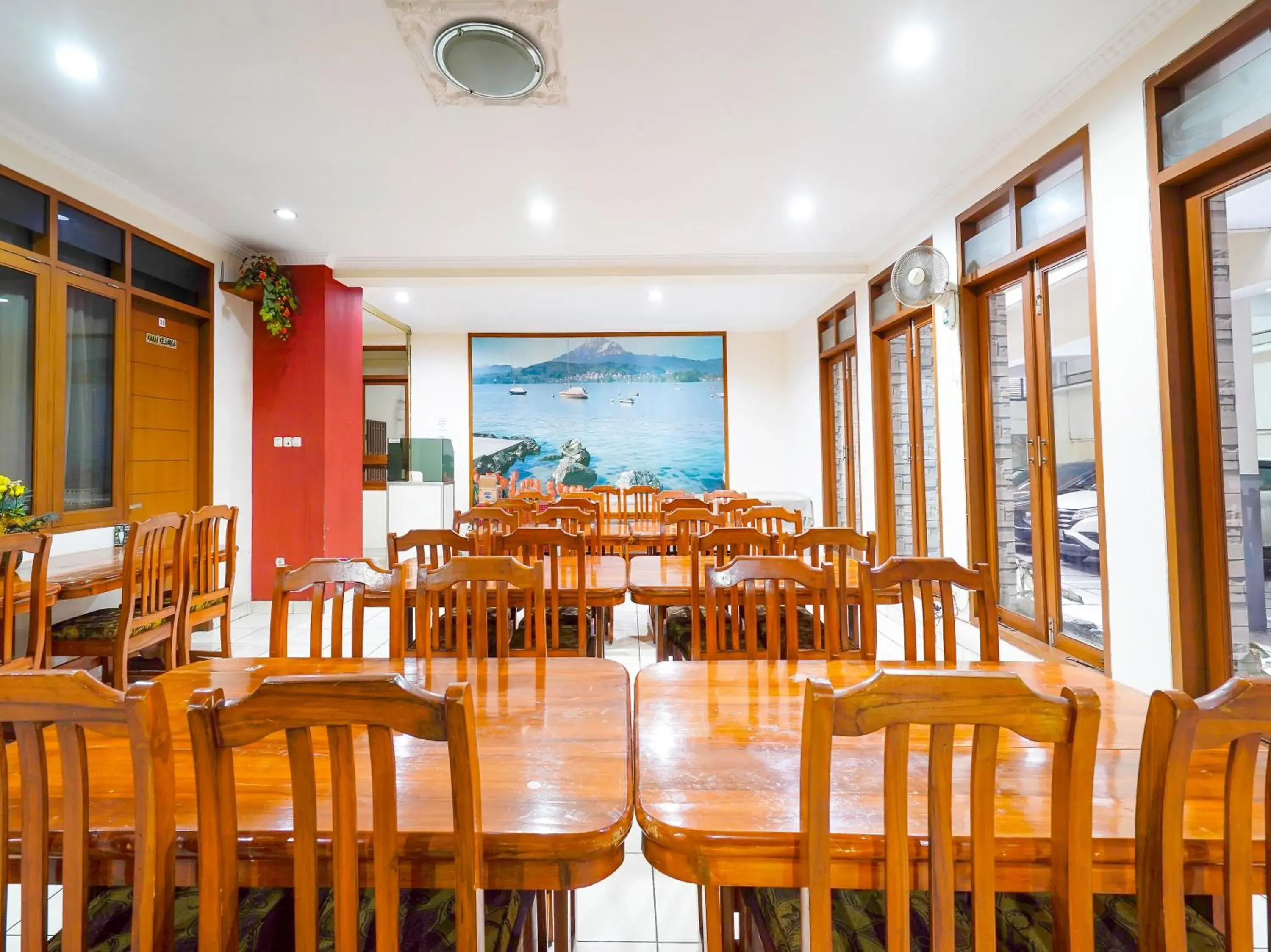 Restaurant/Places to Eat in OYO Collection O 91297 Hotel Sakura Restaurant/Places to Eat in OYO Collection O 91297 Hotel Sakura