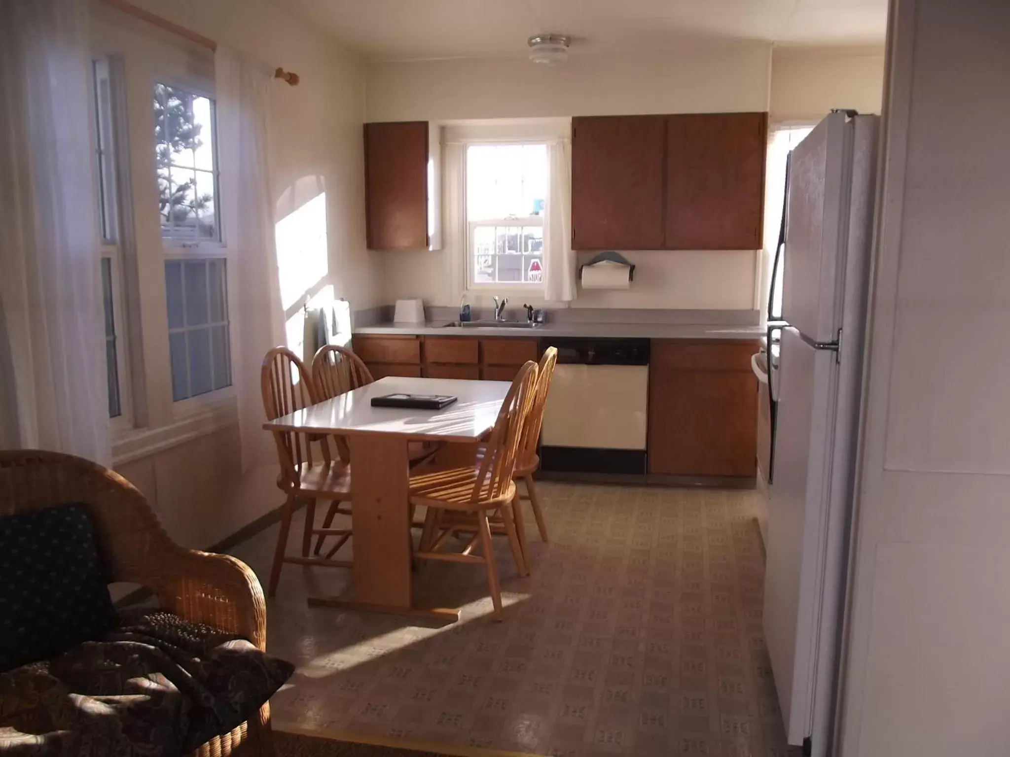 Kitchen or kitchenette, Kitchen/Kitchenette in Hillcrest Inn