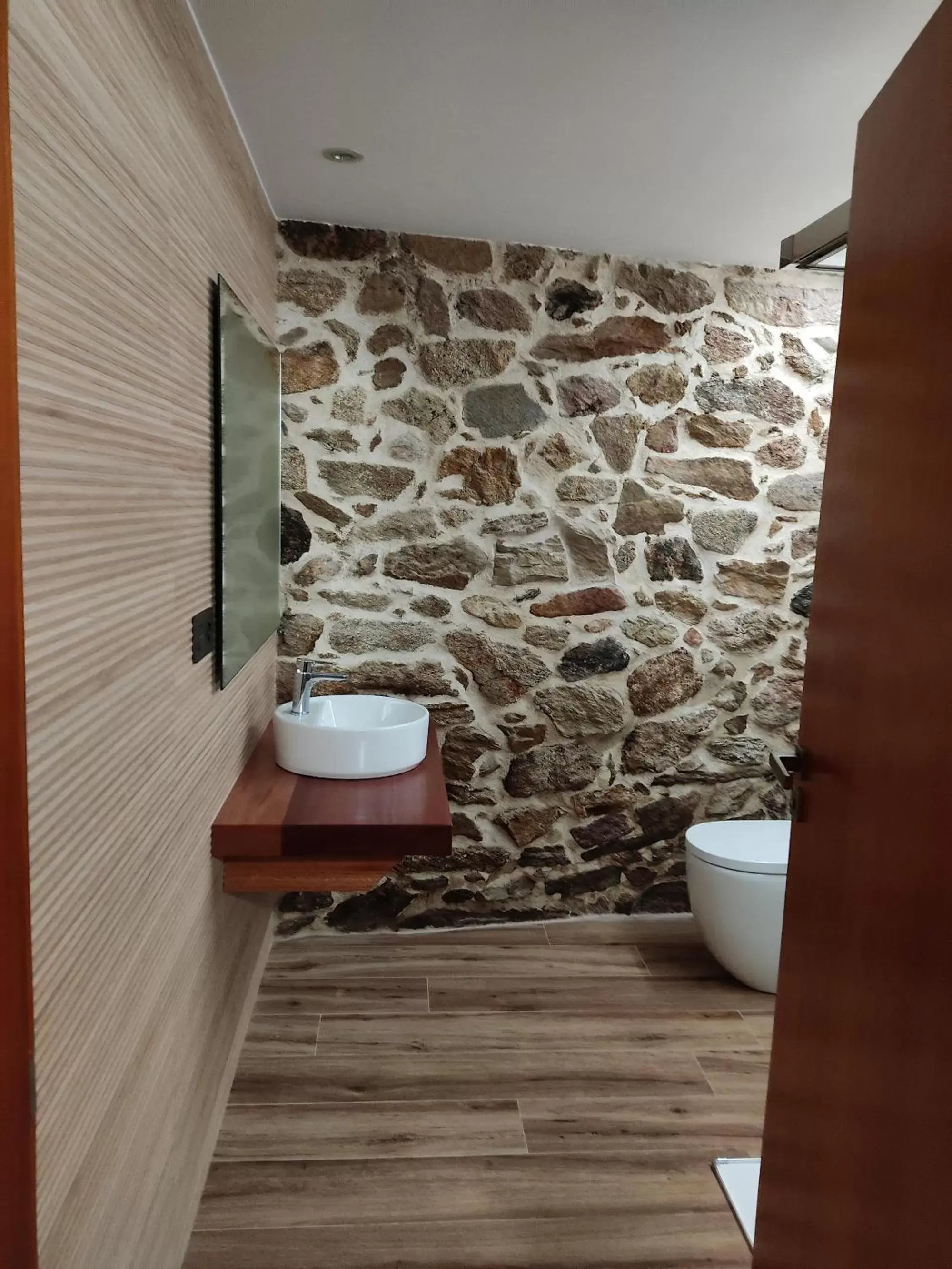 Bathroom in Hotel La Rectoral