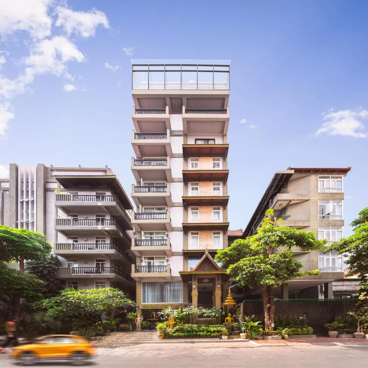 Property building in King Grand Boutique Hotel