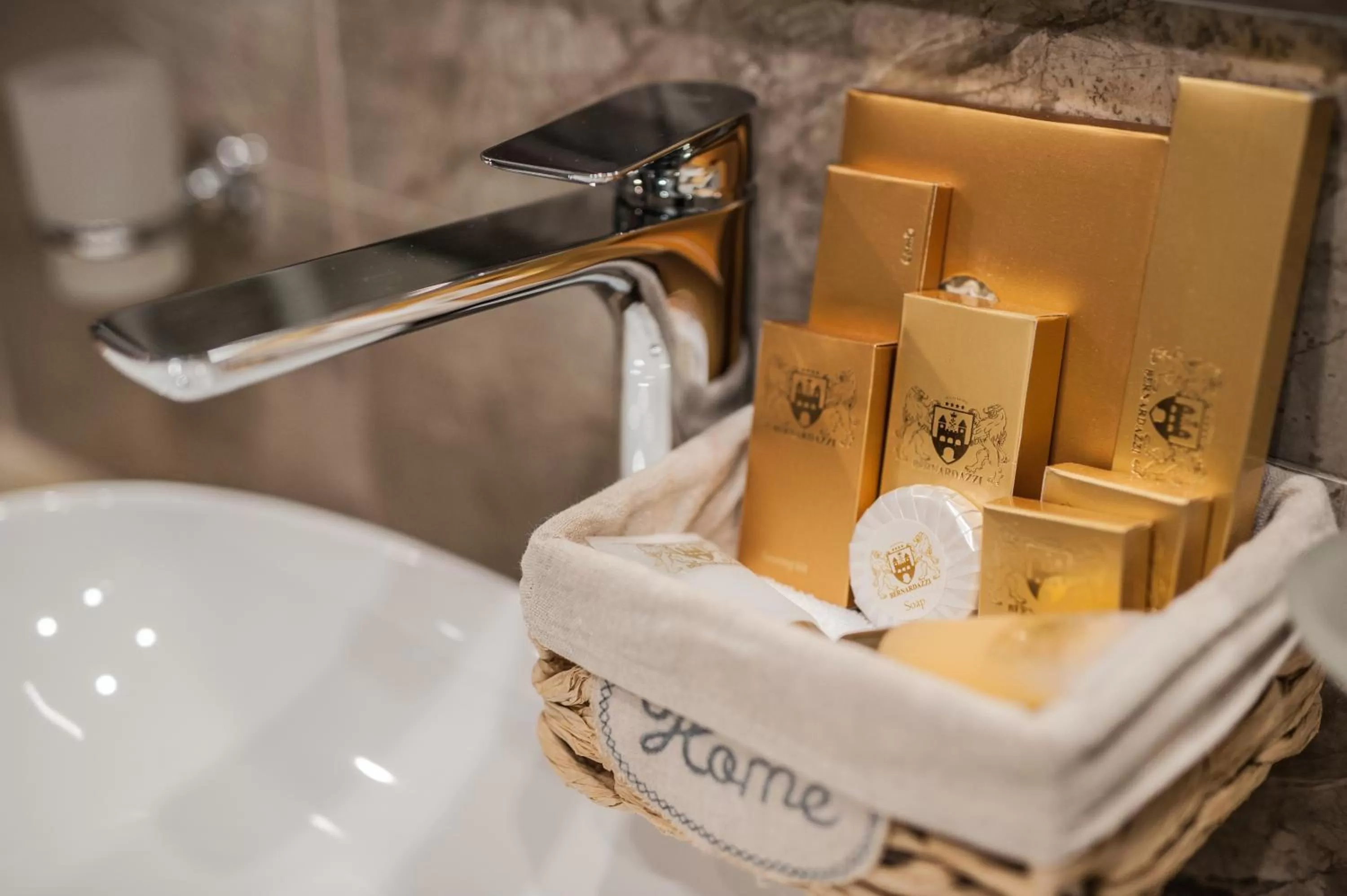 Bathroom in Bernardazzi Grand Hotel