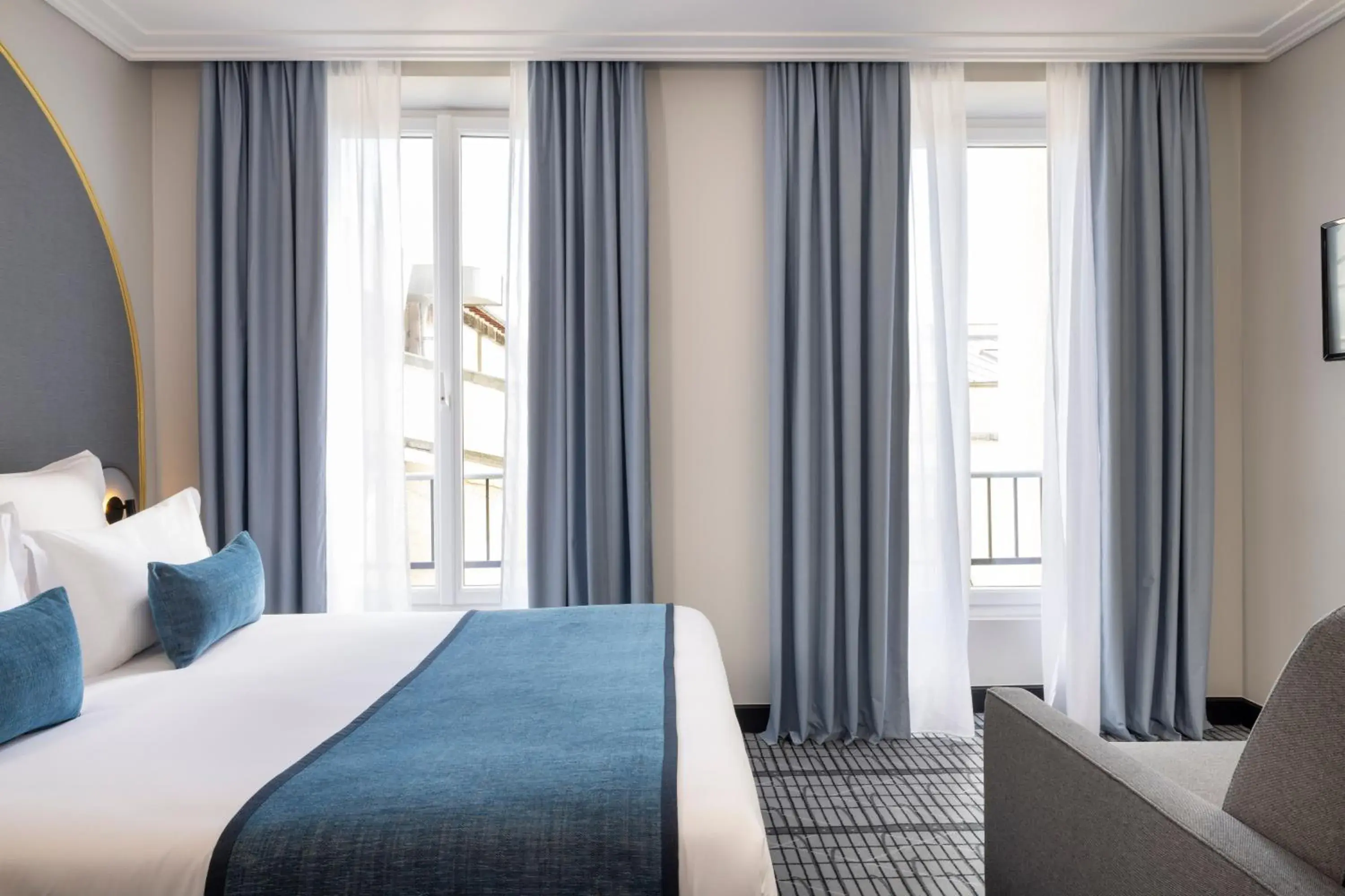 Photo of the whole room, Bed in Hotel de France Gare de Lyon Bastille