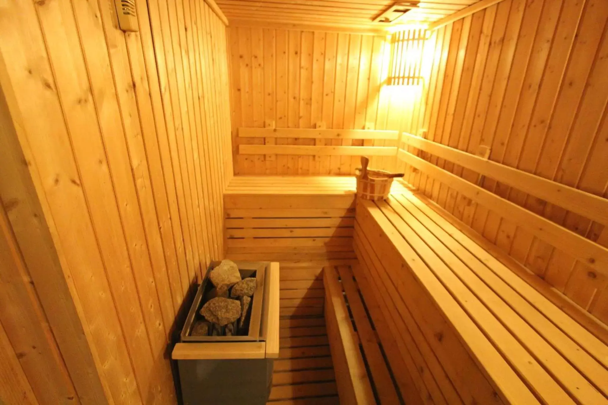 Sauna in Maple Hotel
