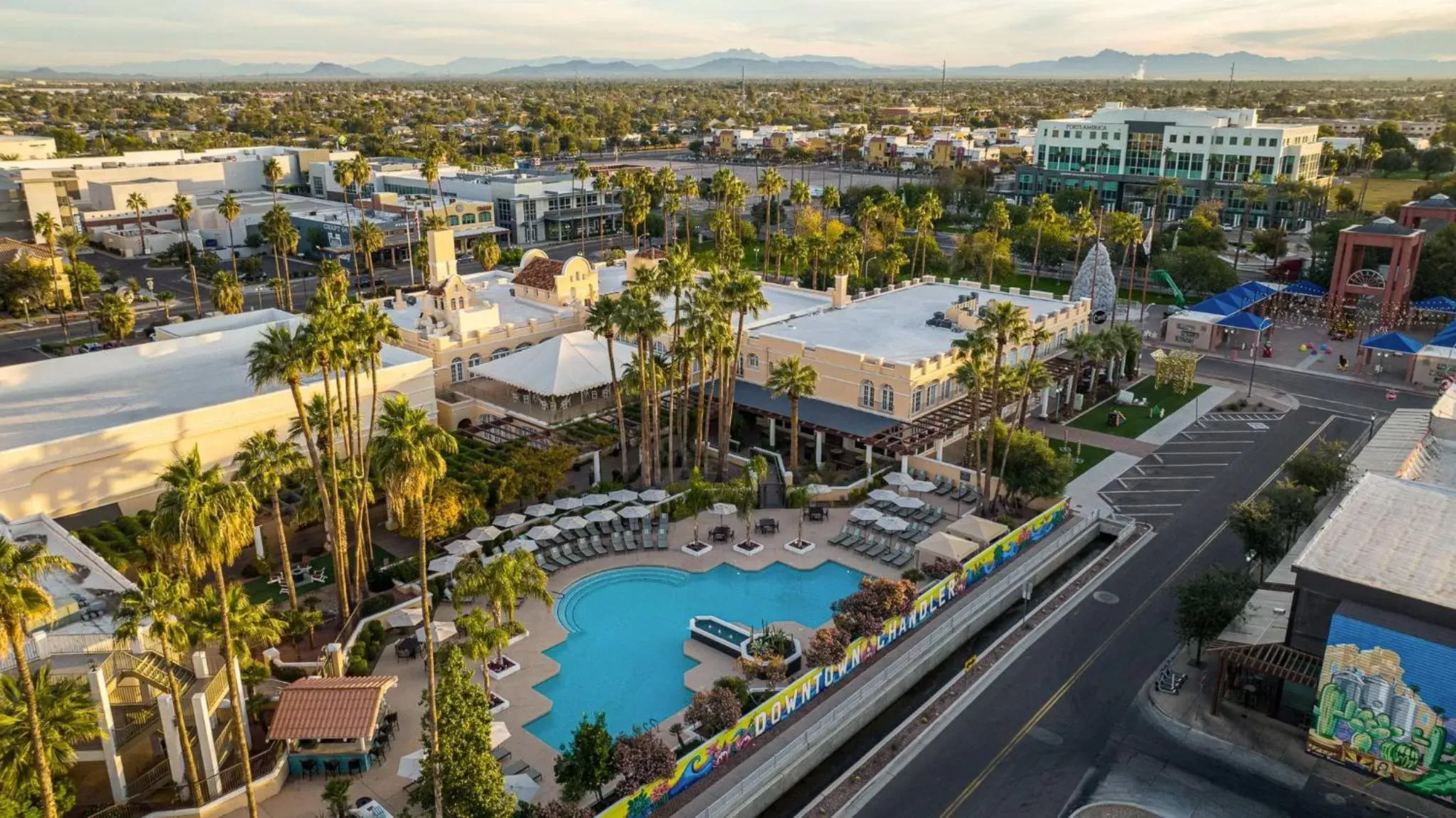 Property building, Bird's-eye View in Crowne Plaza Phoenix - Chandler Golf Resort, an IHG Hotel