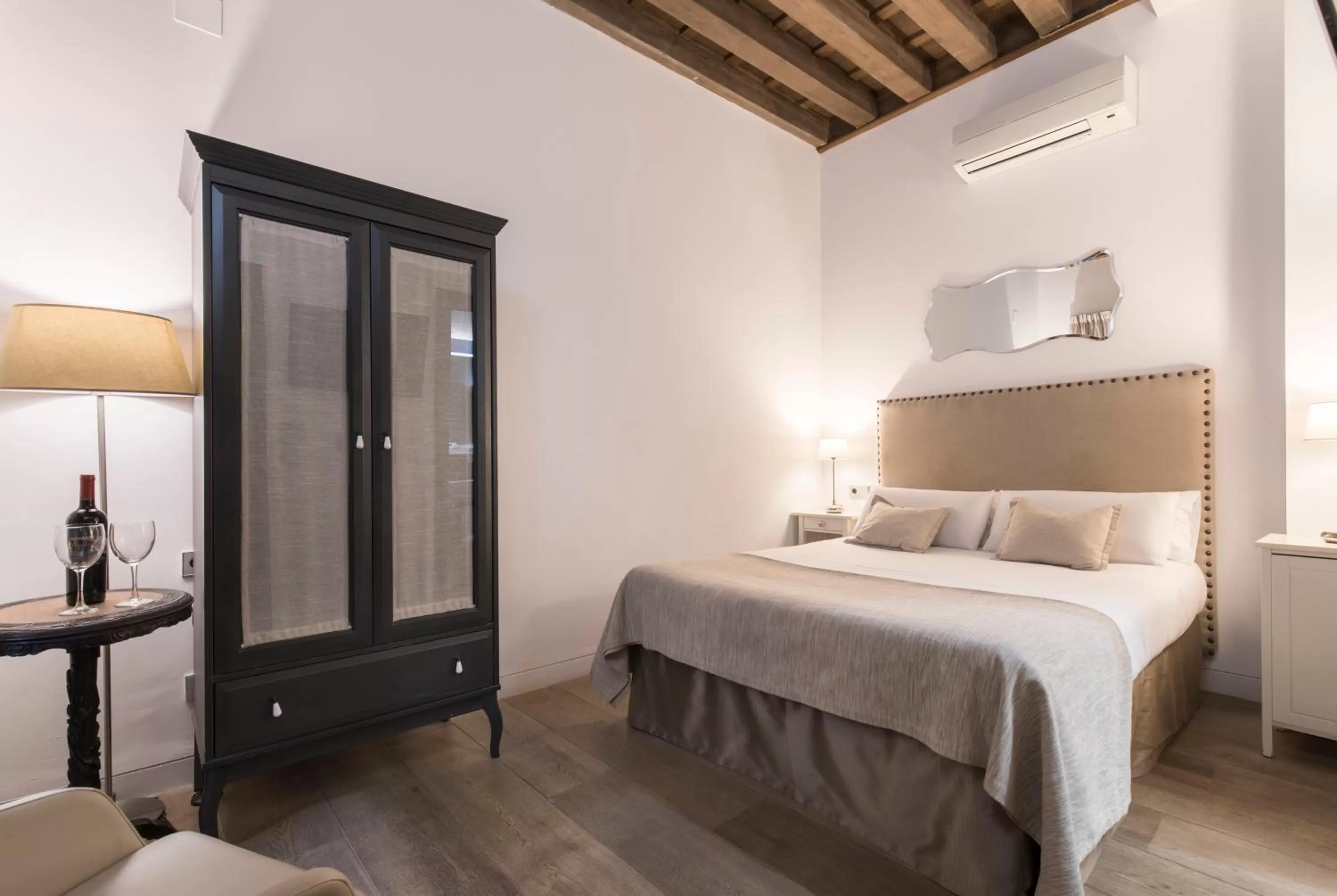 Bed in Shine Albayzín