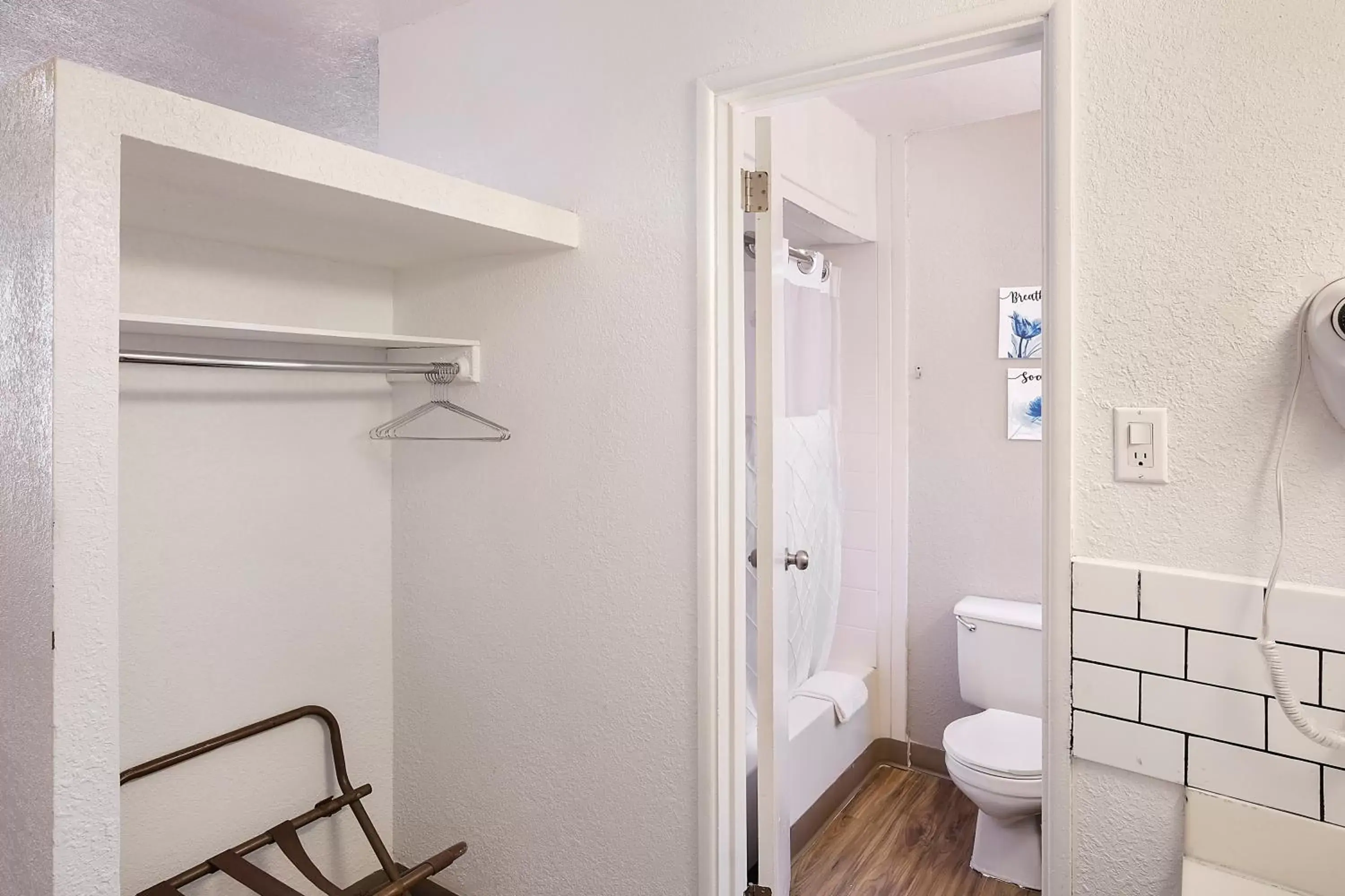 furniture, Bathroom in Carlsbad Inn , New Mexico