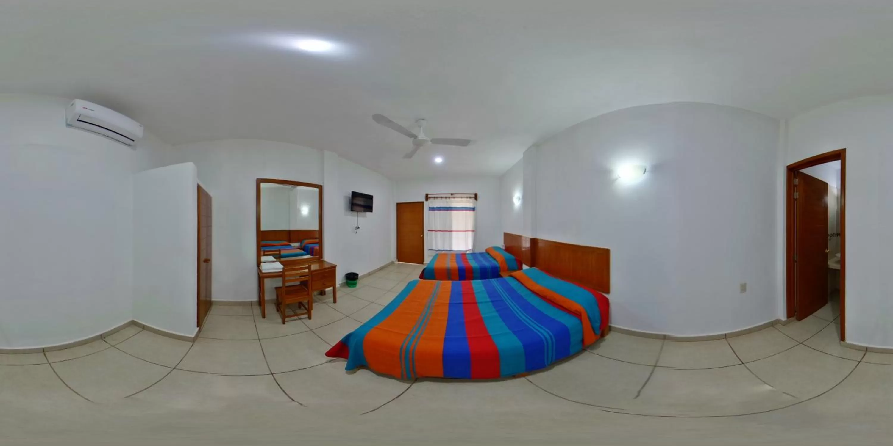 Photo of the whole room, Bed in Hotel VidaMar