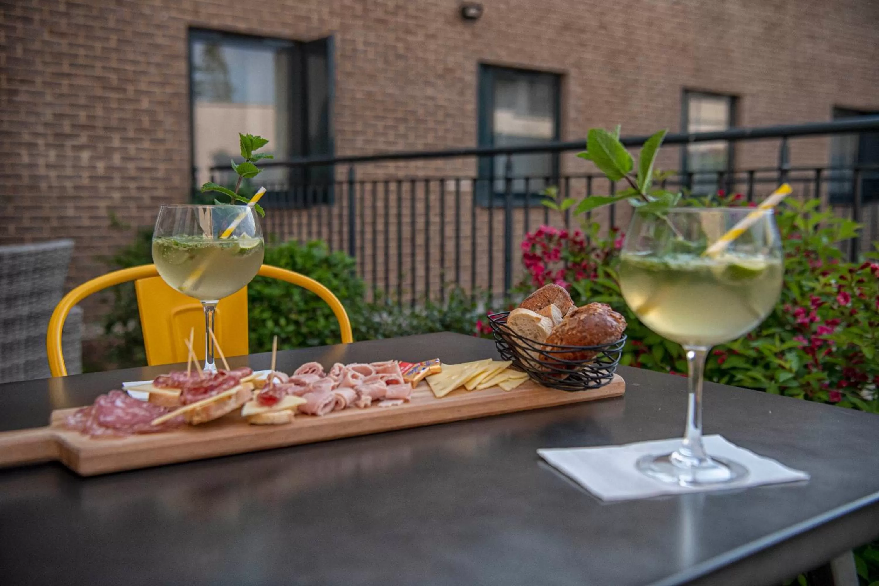 Patio in Campanile Fontainebleau