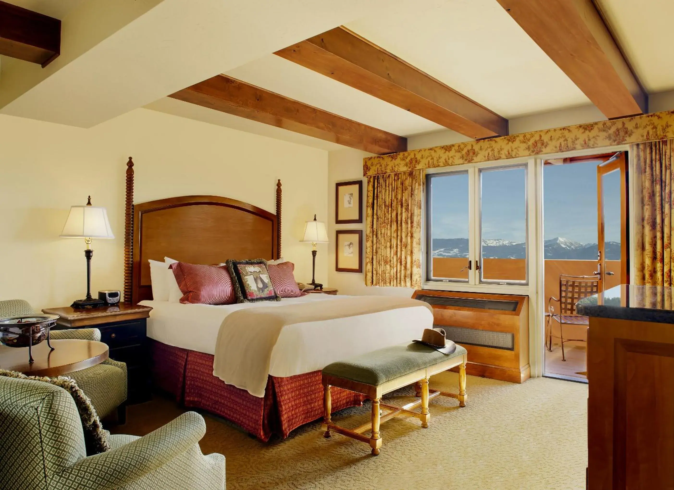 TV and multimedia in Snake River Lodge And Spa