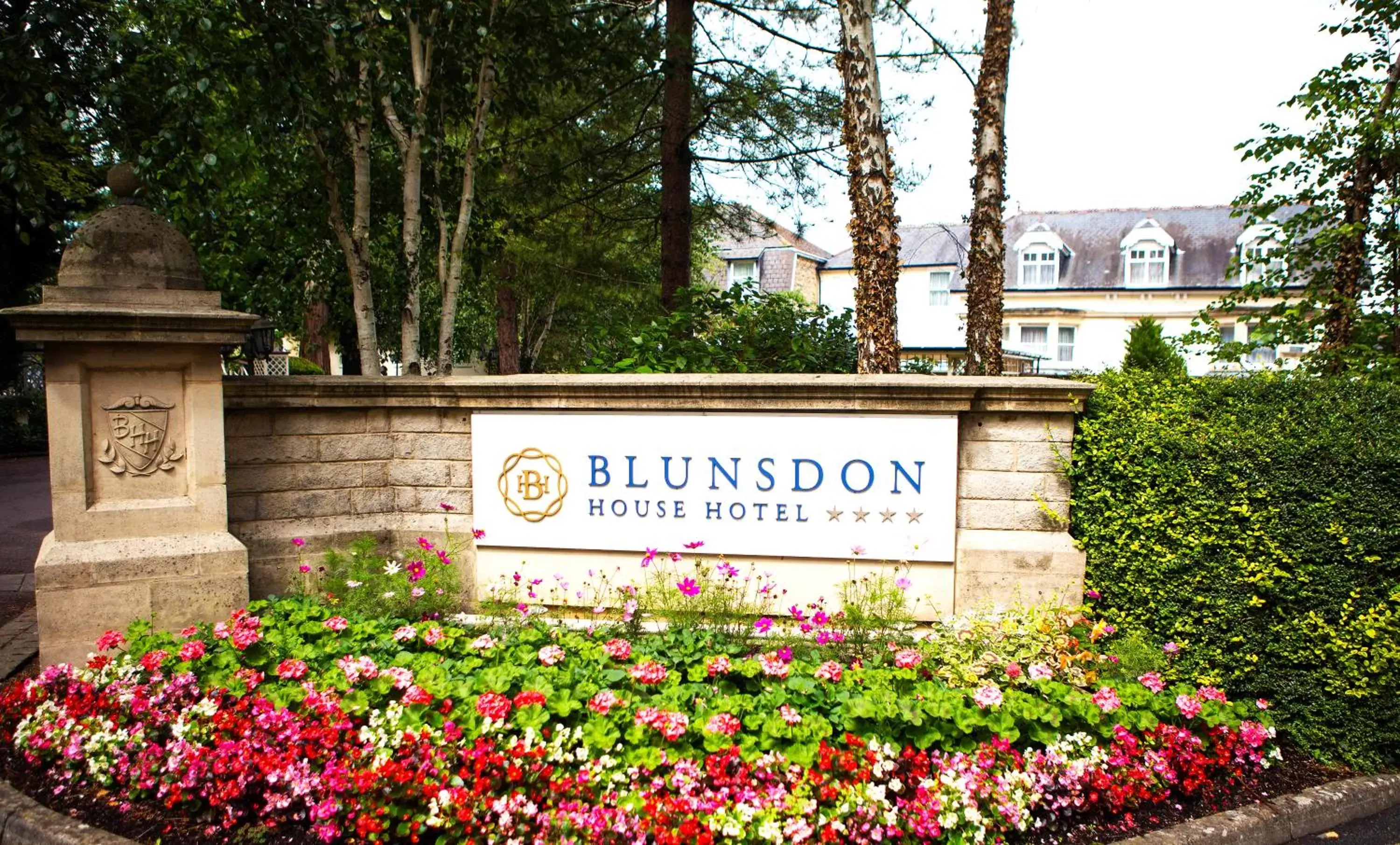 Property logo or sign in Swindon Blunsdon House Hotel, BW Premier Collection