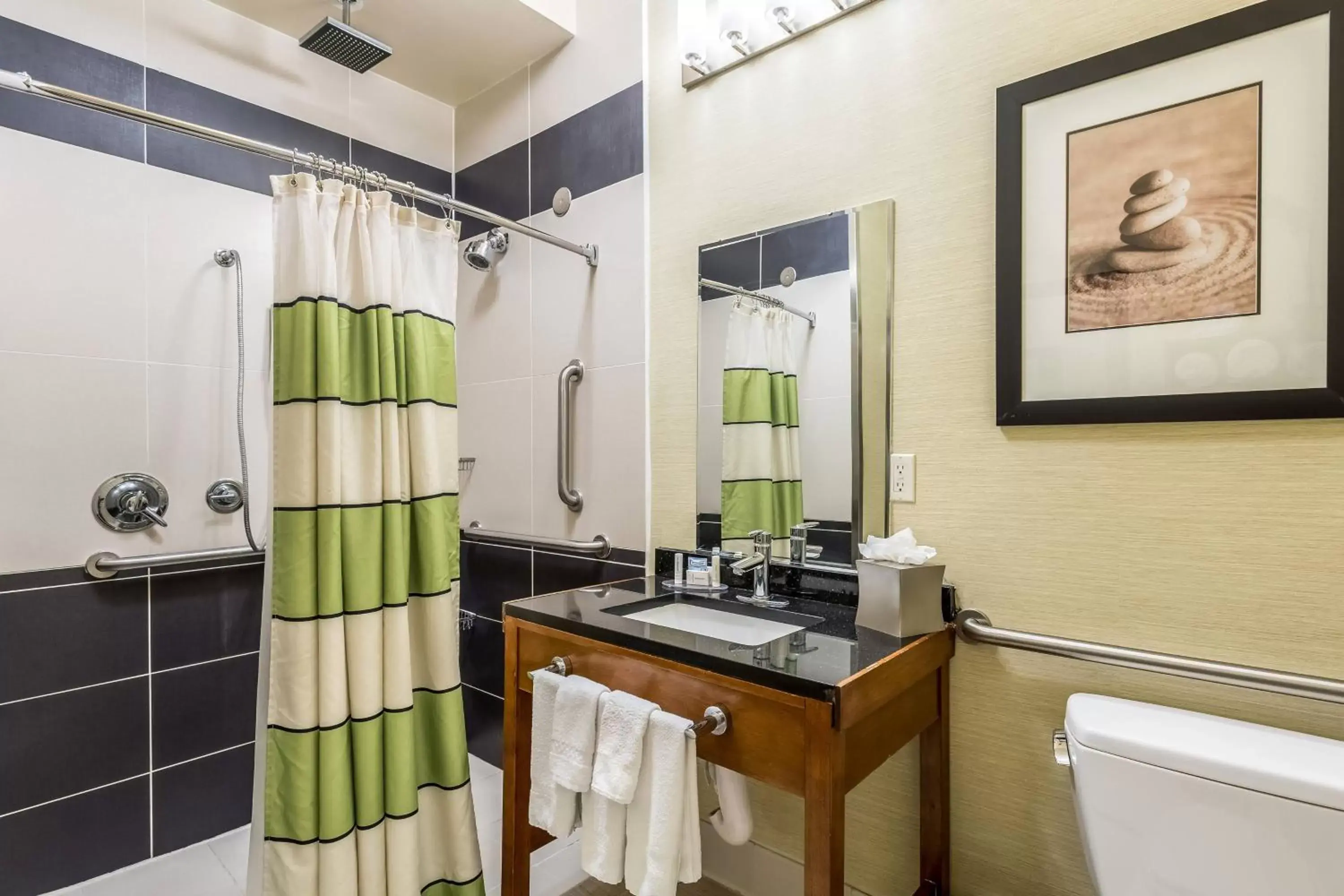 Bathroom in Fairfield Inn & Suites by Marriott Alamogordo