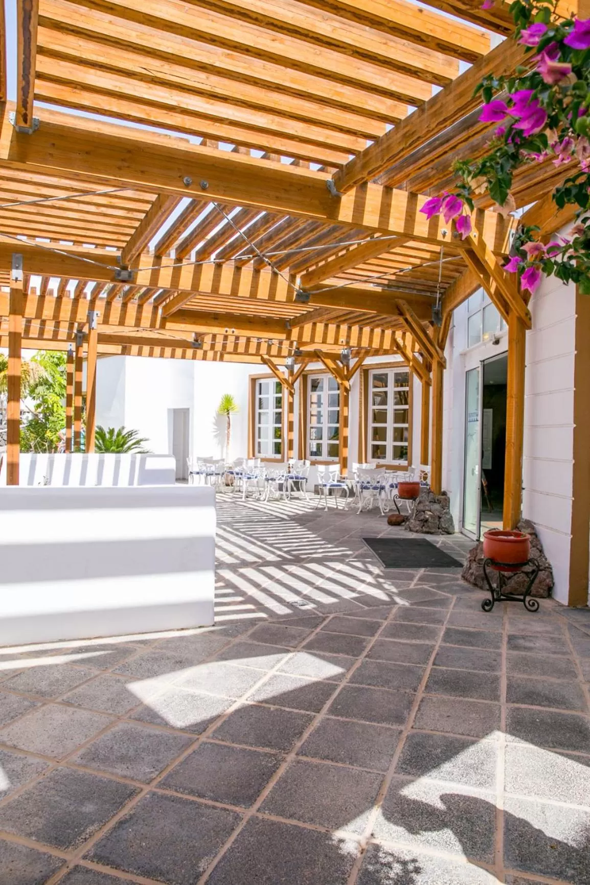 Property building in Apartamentos LIVVO Morromar