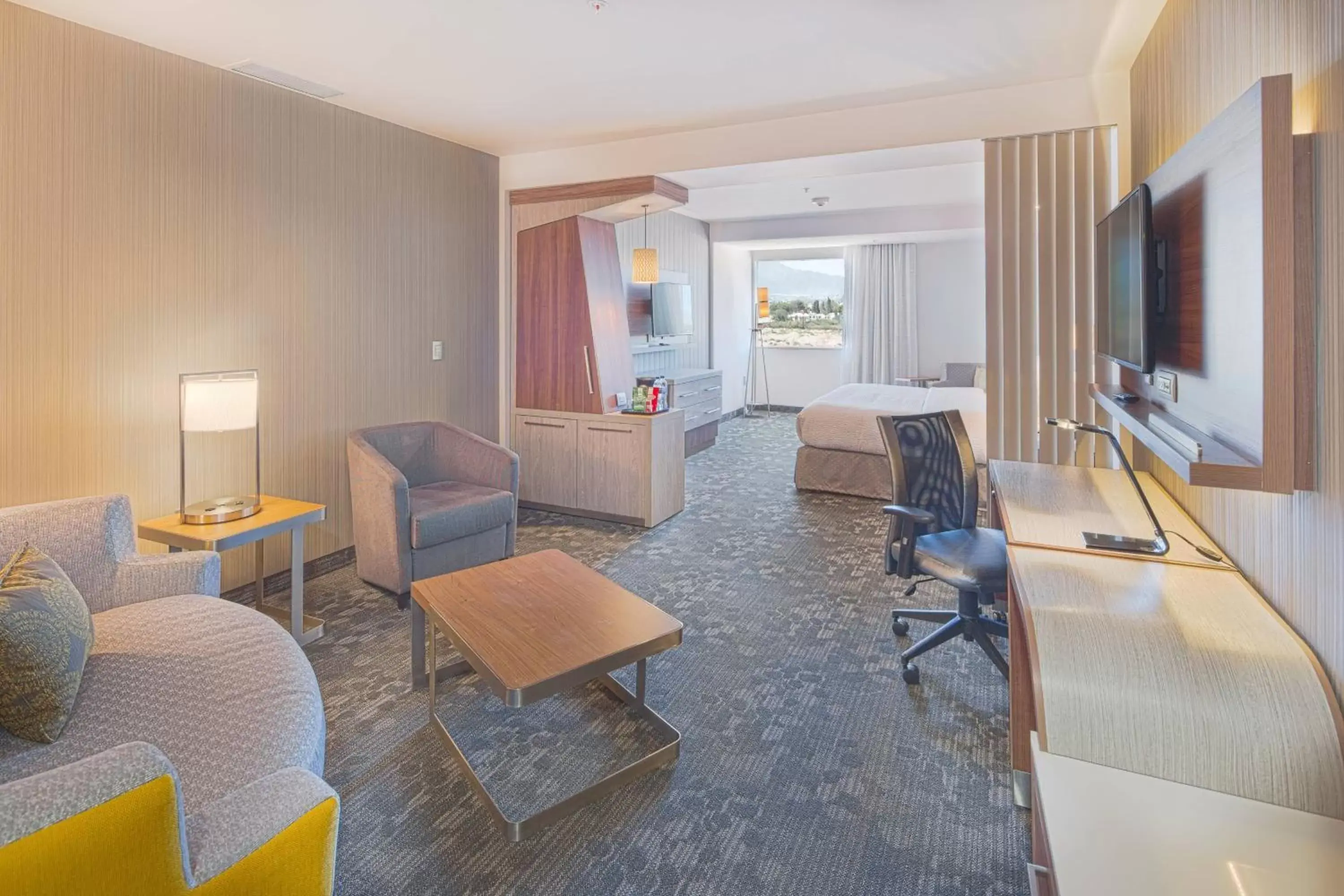 Living room, Seating Area in Courtyard by Marriott Saltillo