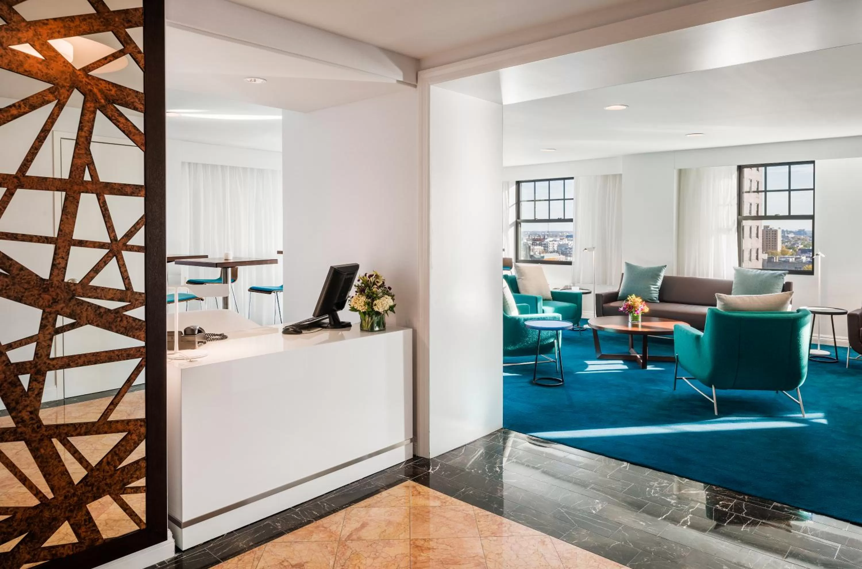 Lounge or bar in The Warwick Hotel Rittenhouse Square Philadelphia