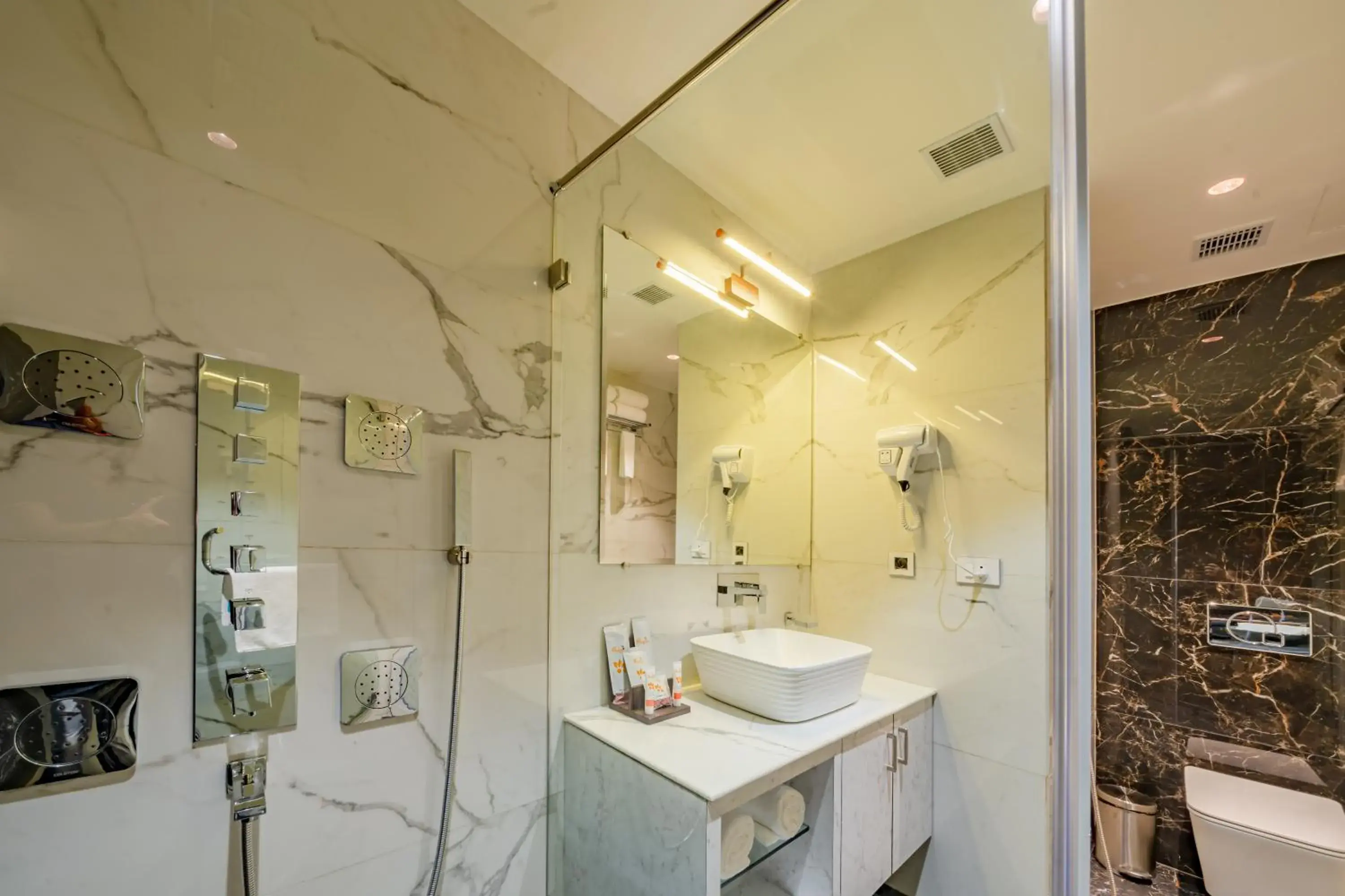Shower, Bathroom in Payel Inn