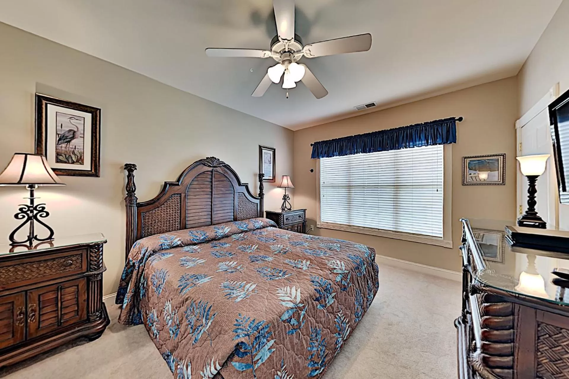 Bedroom in Myrtlewood Condos