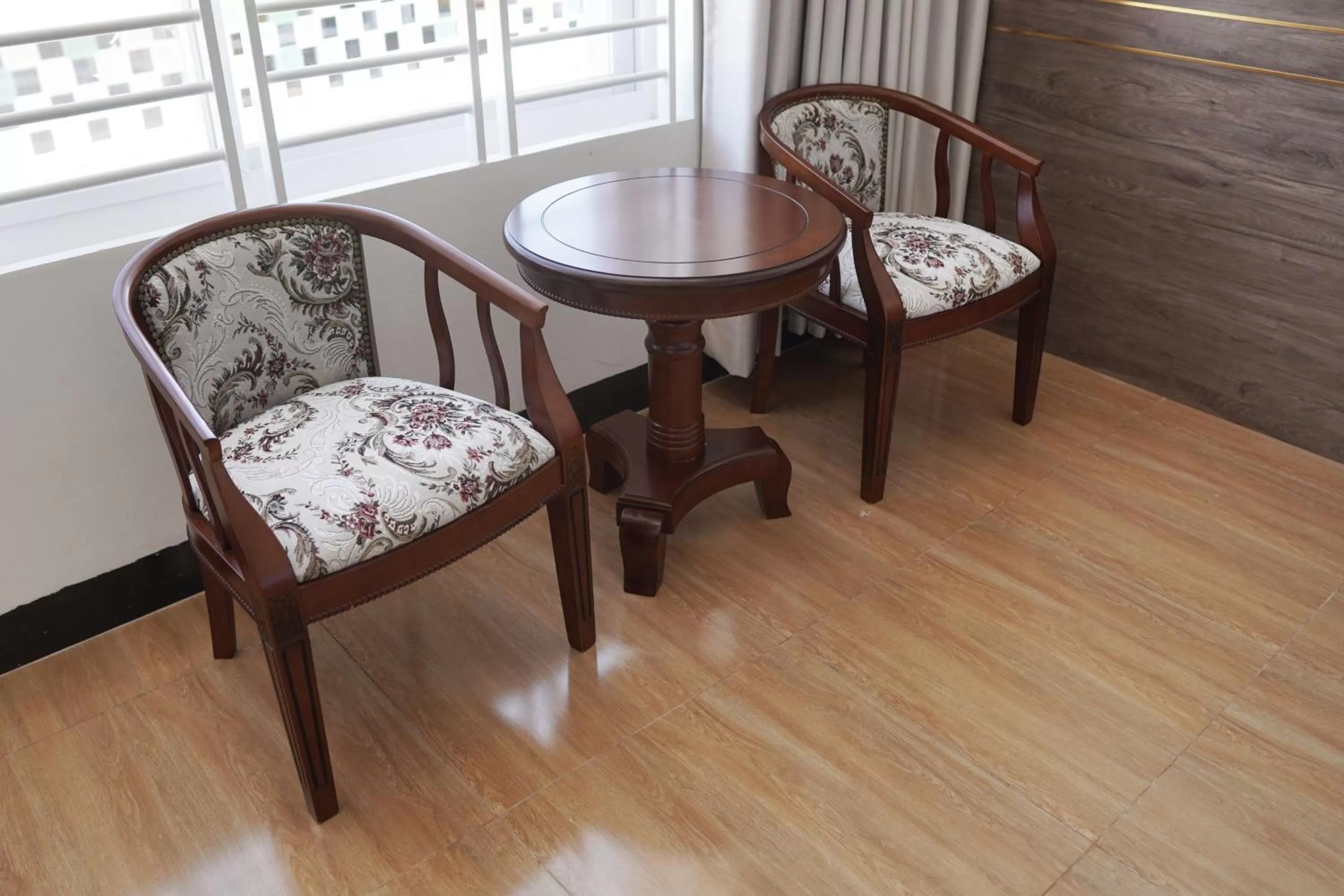 Seating area in Apple Hotel Three - Phnom Penh