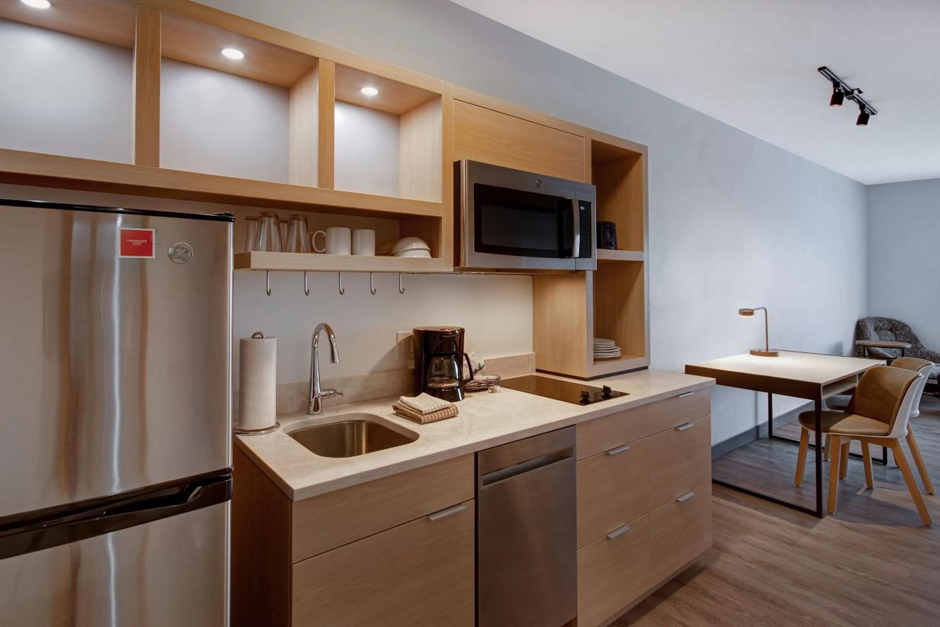Kitchen or kitchenette in TownePlace Suites by Marriott Cincinnati Airport South