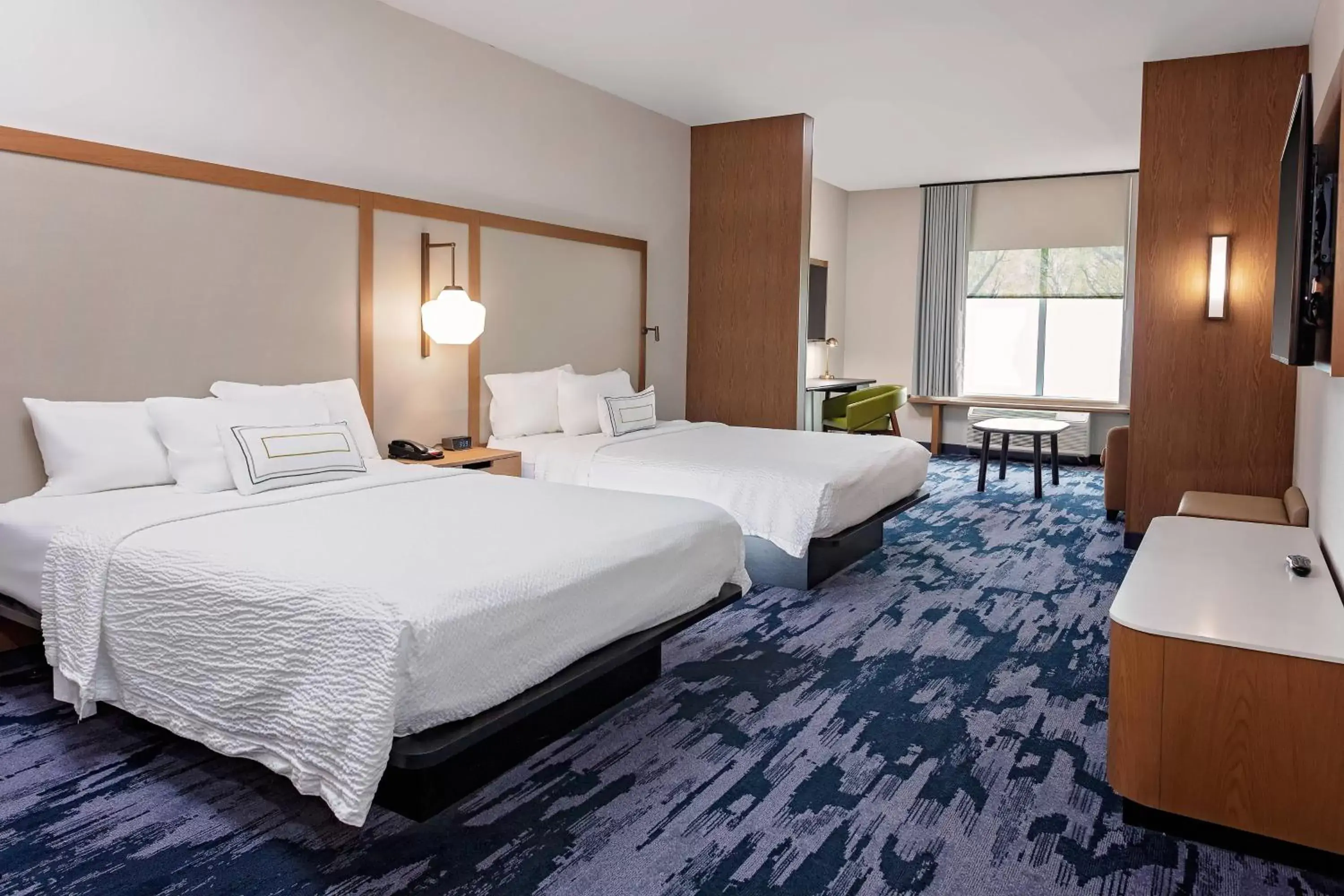 Photo of the whole room, Bed in Fairfield by Marriott Port Clinton Waterfront