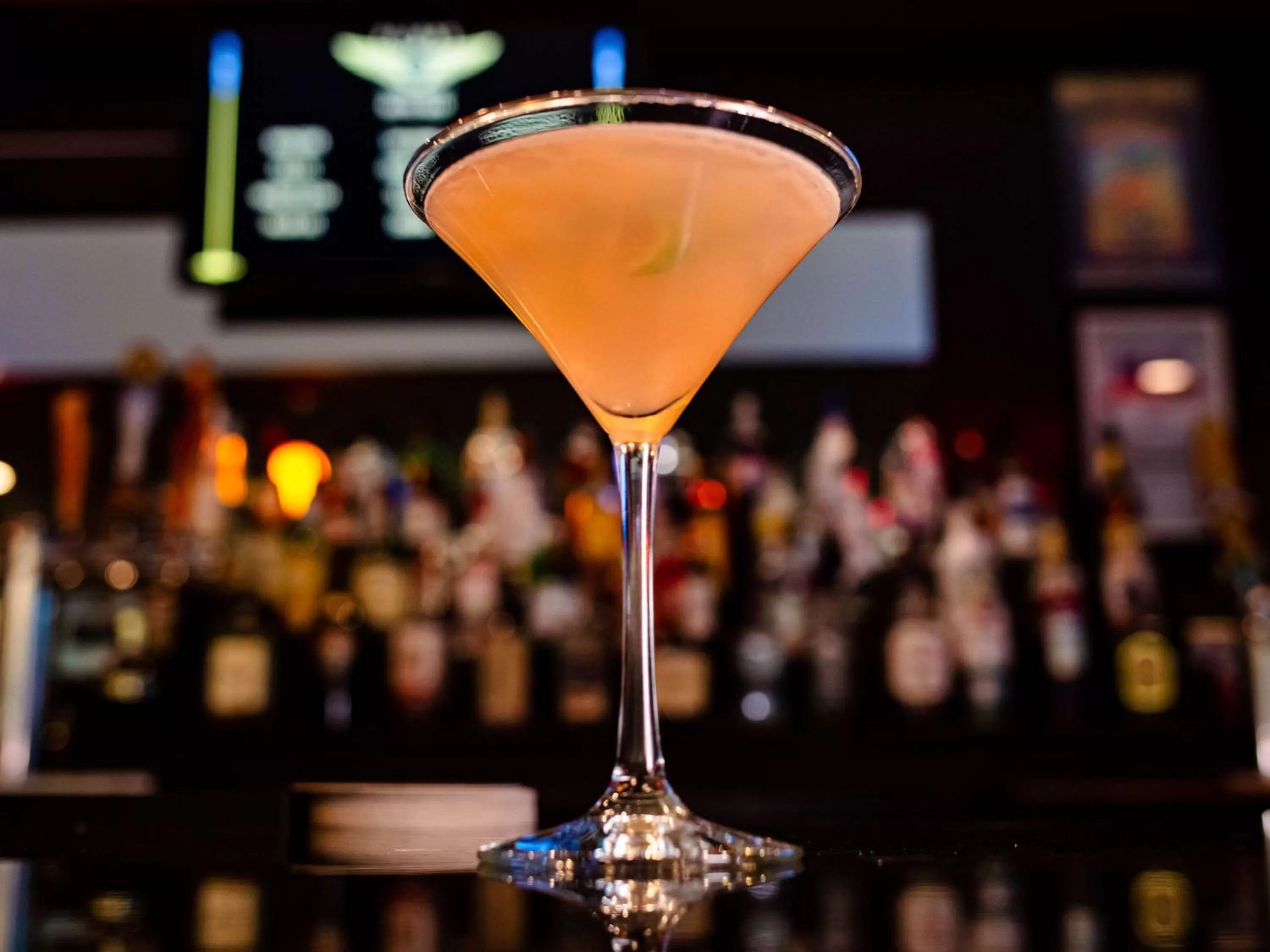 Restaurant/places to eat in DoubleTree by Hilton Norfolk Airport