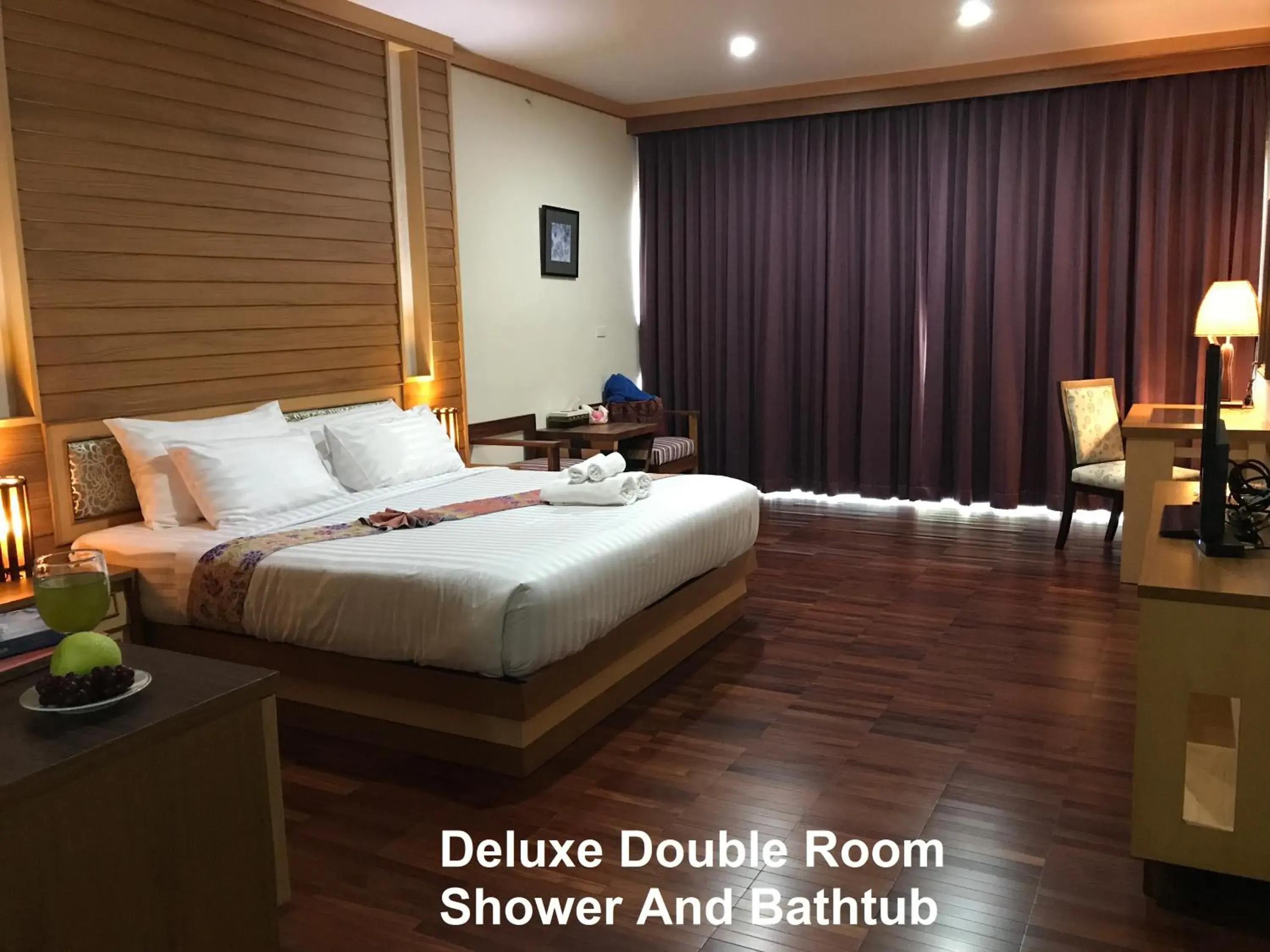 Bed in Taman Resort