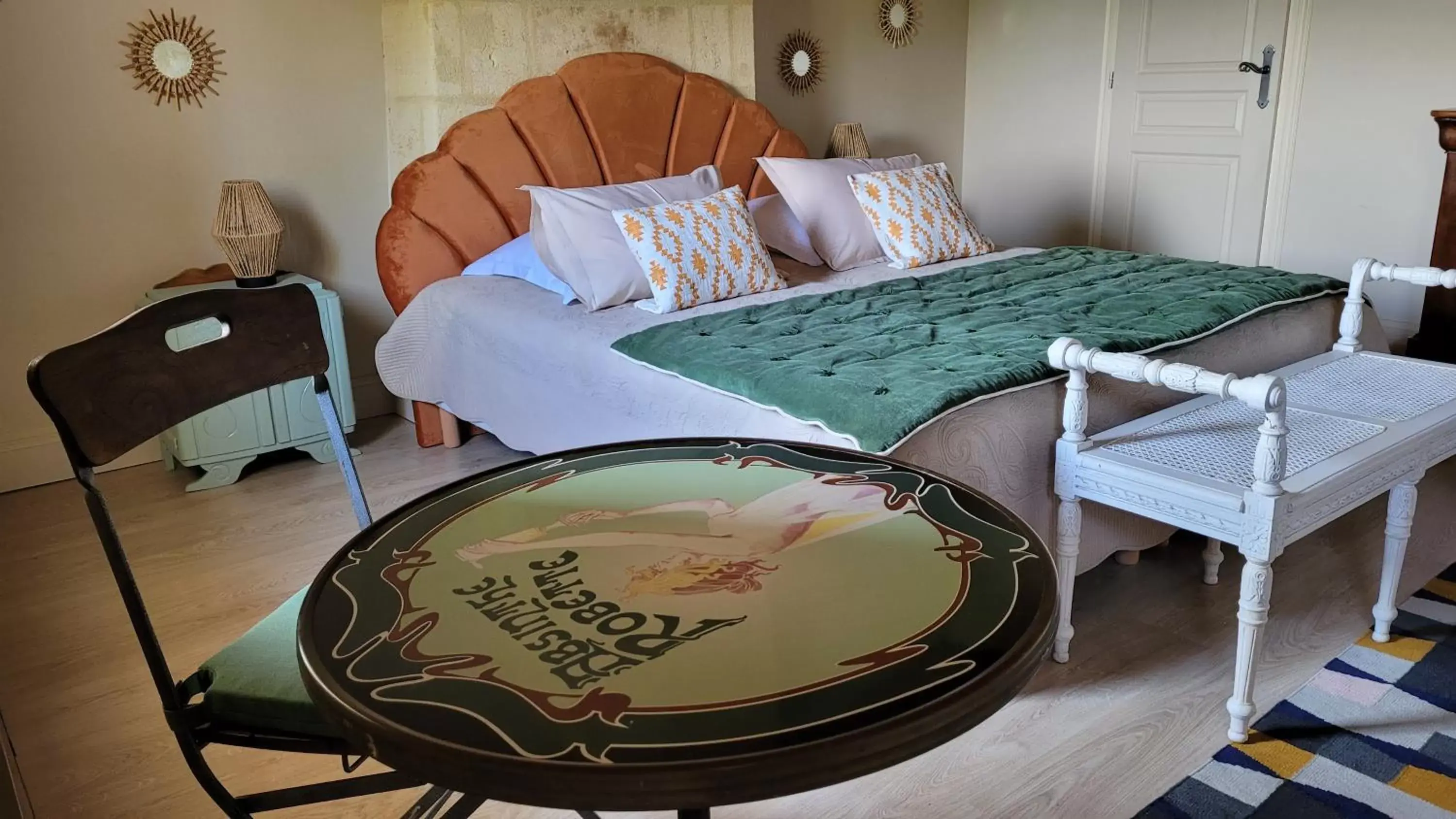 Bedroom in Au Do'Mayne des Bouilles - Spa & Piscine