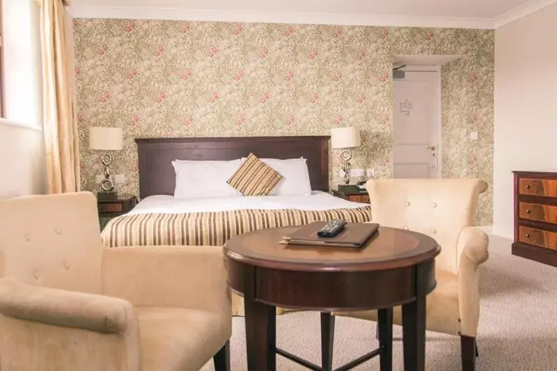 Bedroom, Bed in West Cork Hotel