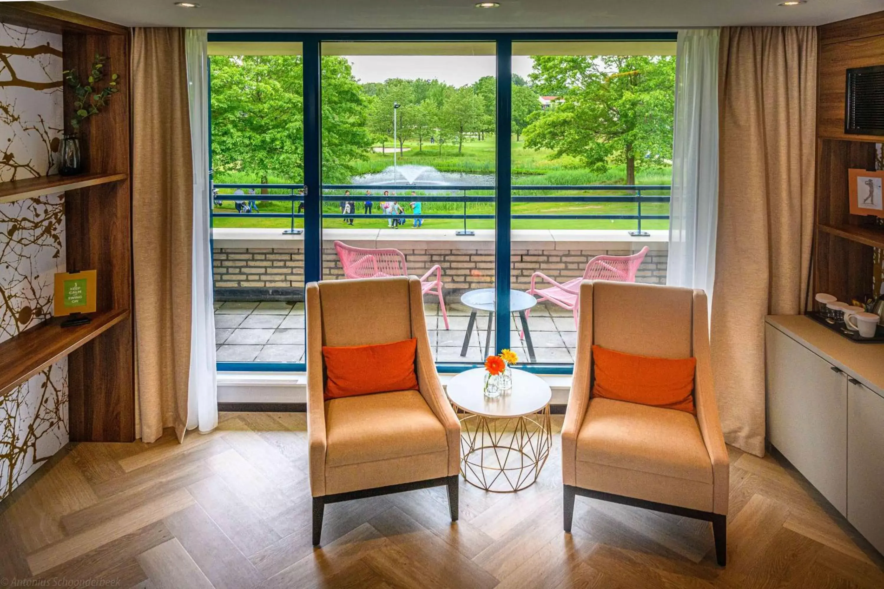 Living room, Seating Area in DoubleTree by Hilton Royal Parc Soestduinen